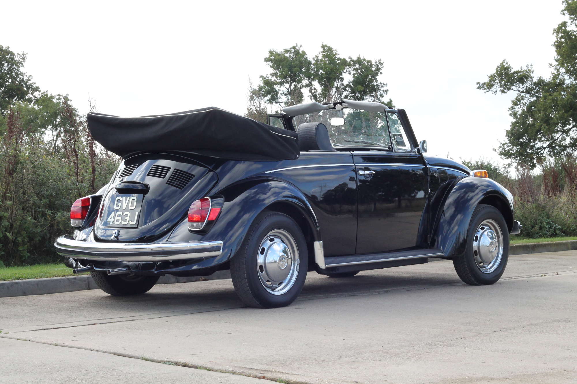1971 Volkswagen Karmann Cabriolet-Sold
