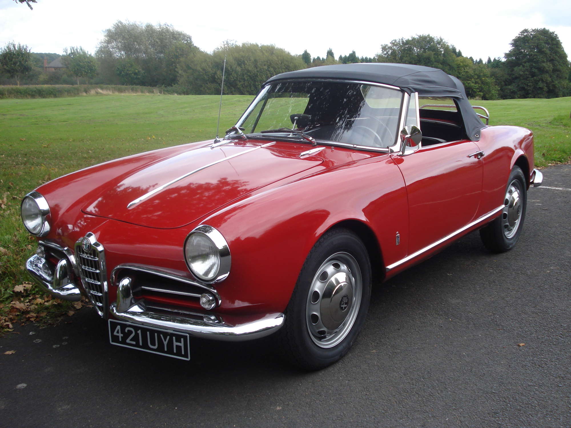 1961 Alfa Romeo Giulietta Spider-Auction Lot