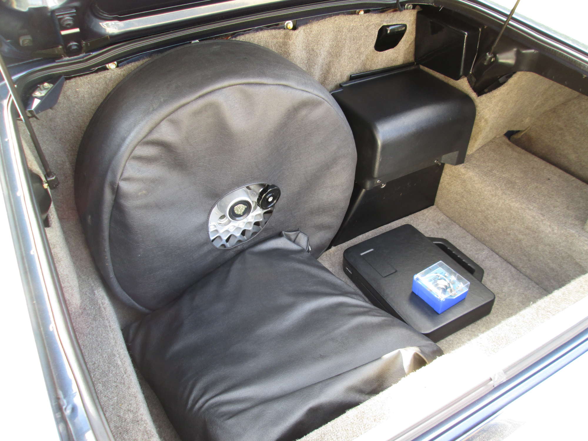 1988 Jaguar XJS V12 Convertible Automatic-Sold