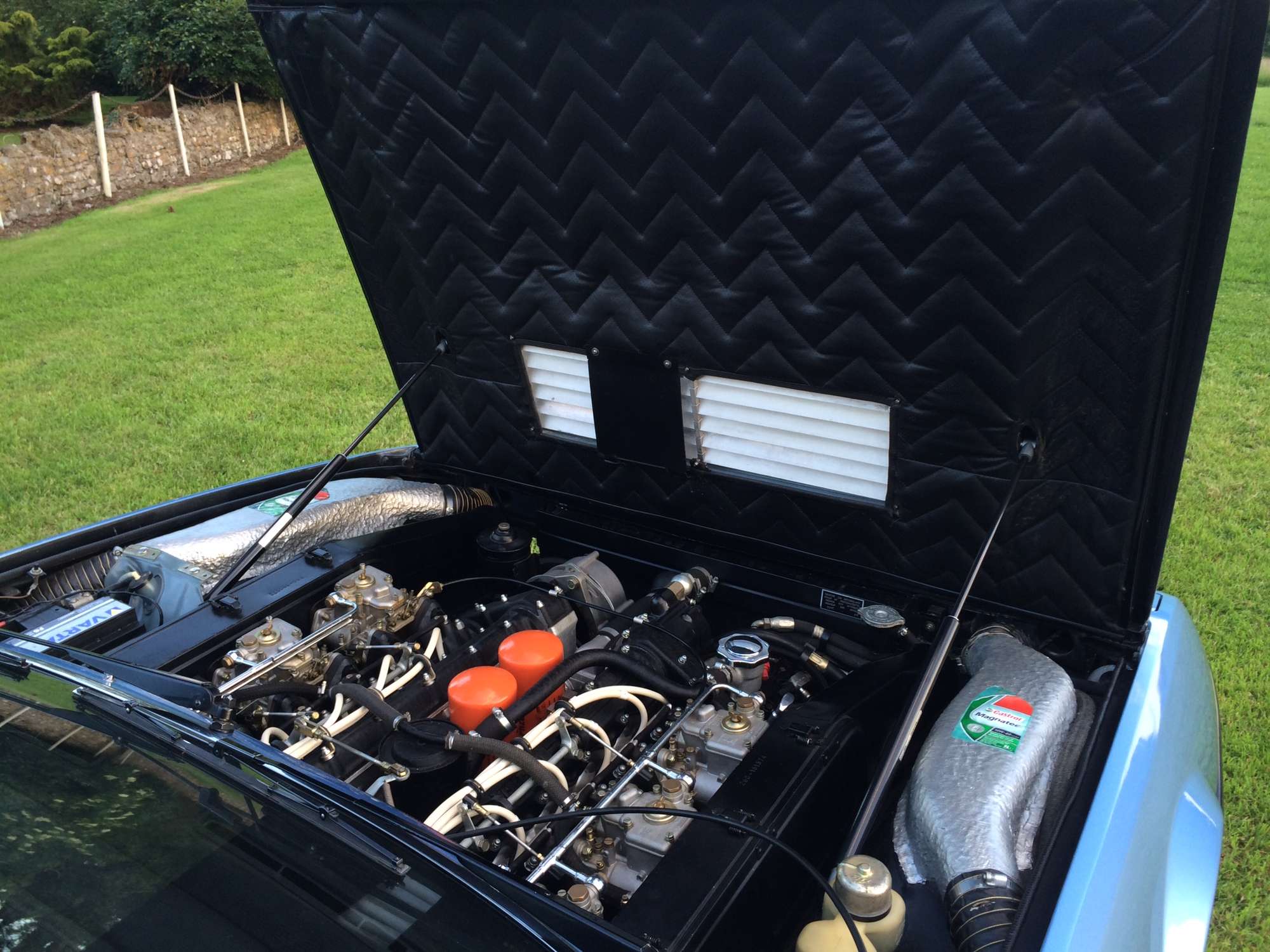 1973 Ferrari 365 GT4 2+2-Sold