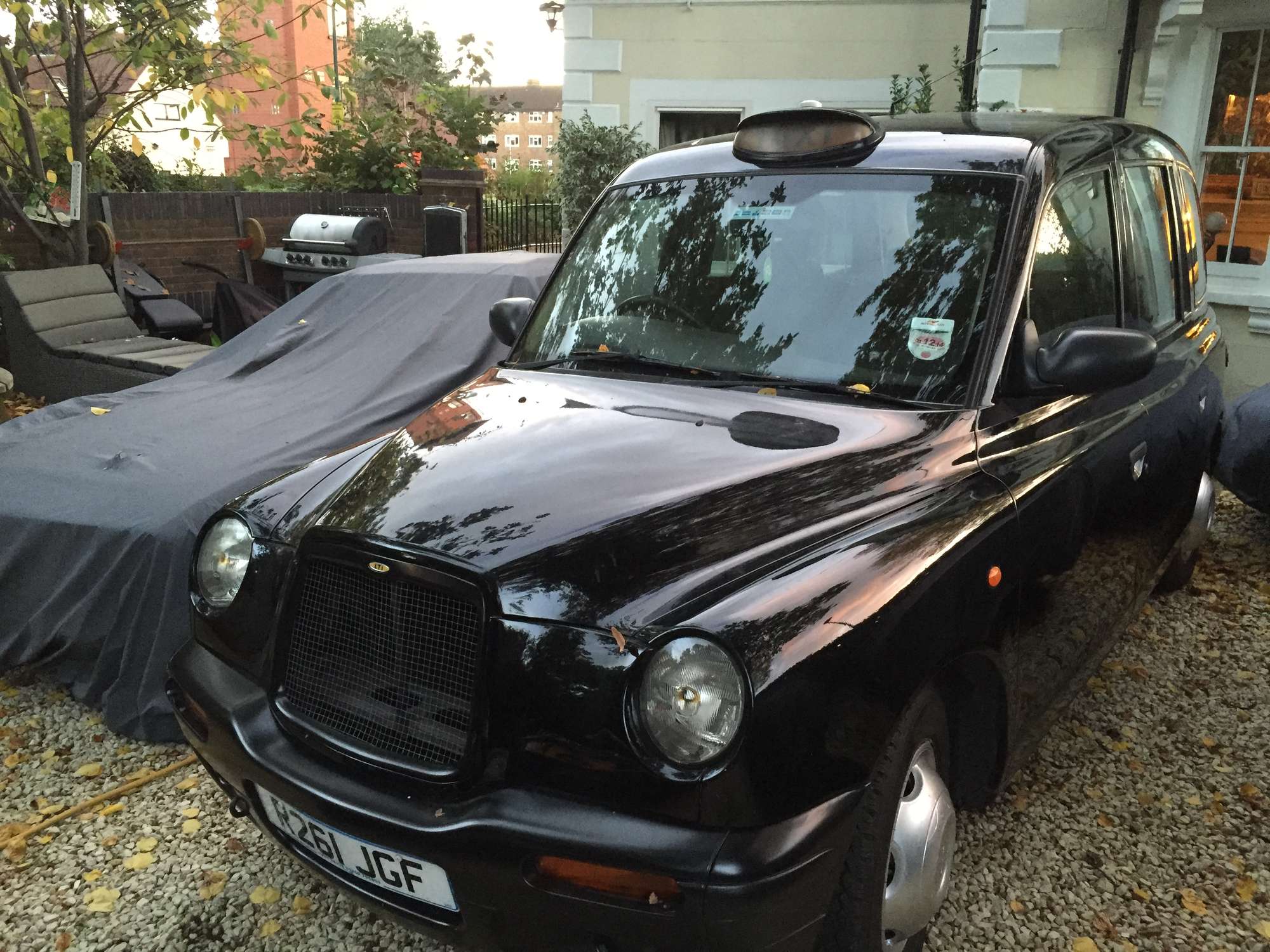 1998 London Taxi in Aid of Help For Heroes-Sold