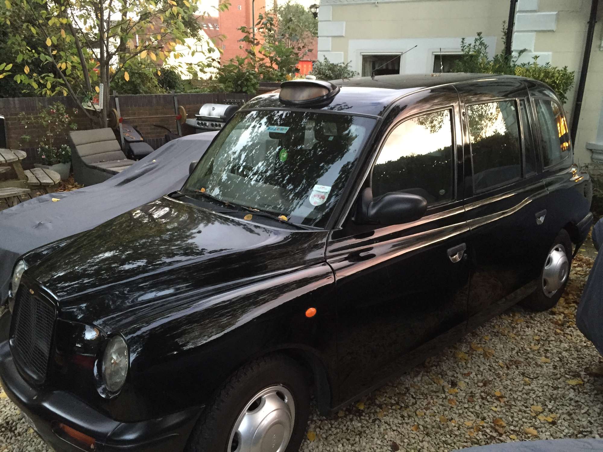 1998 London Taxi in Aid of Help For Heroes-Sold