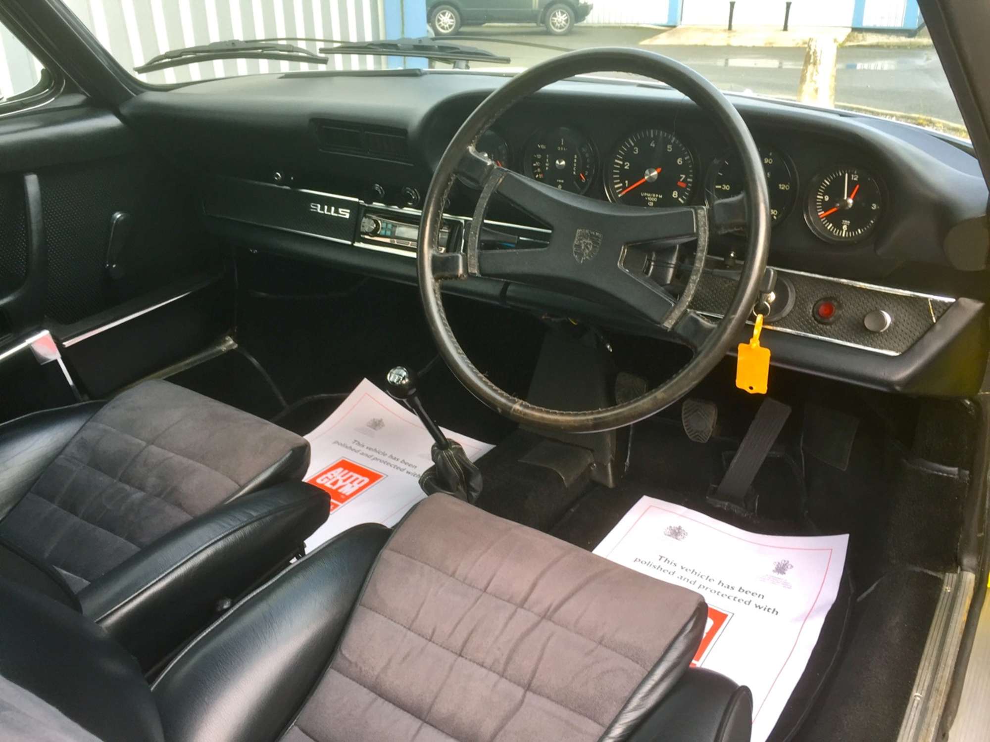 1970 Porsche 911 2.2 S Targa-Auction Lot