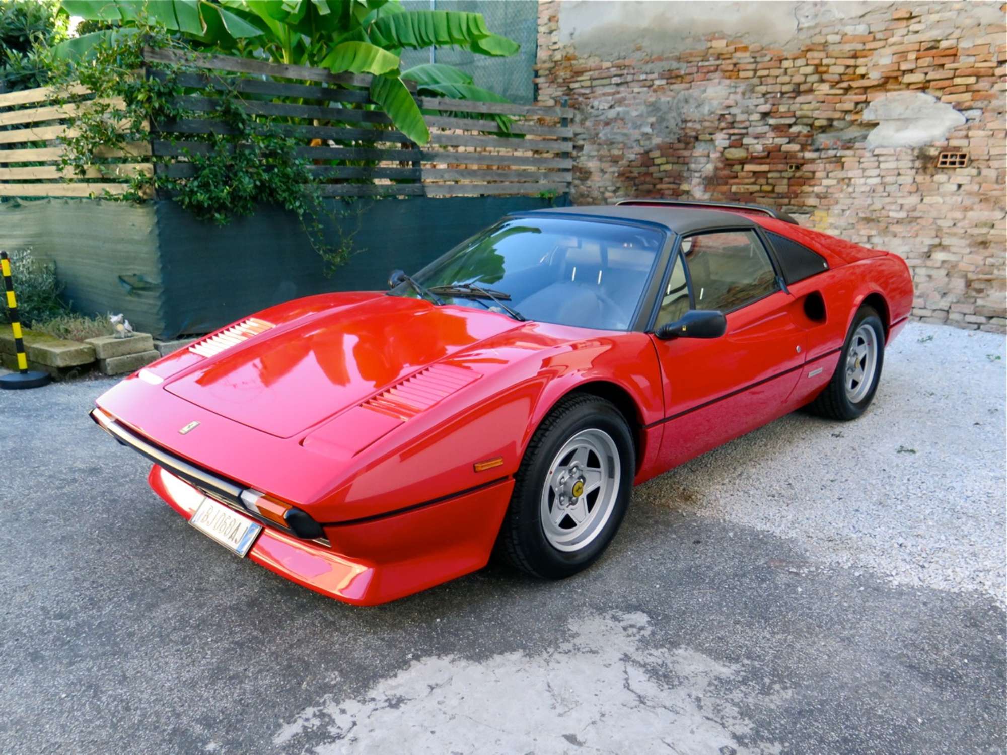 1982 Ferrari 308 GTSi-Sold
