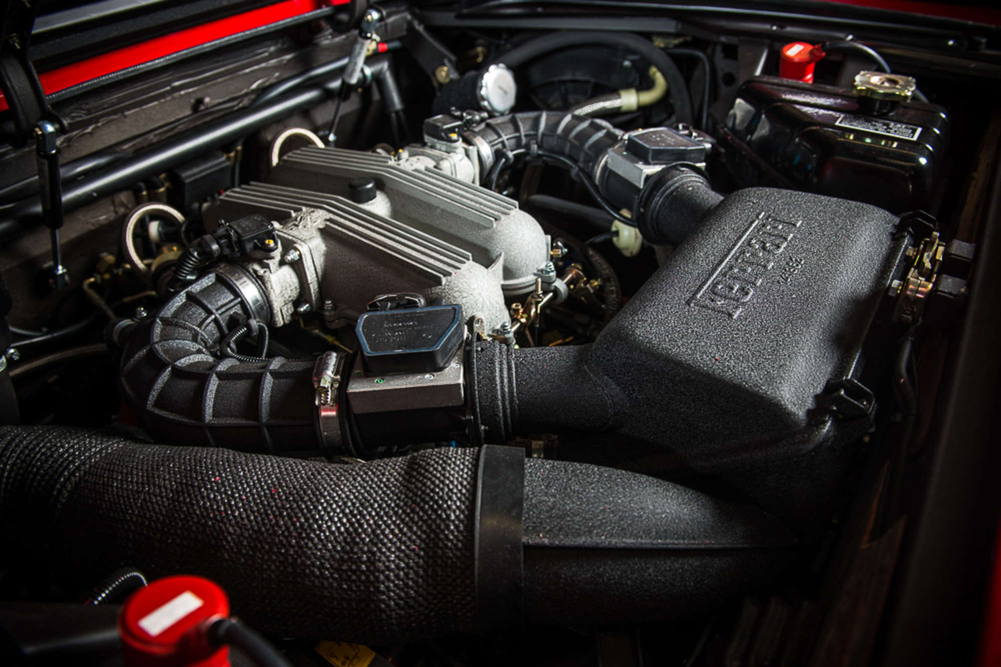 1991 Ferrari Mondial T-Sold