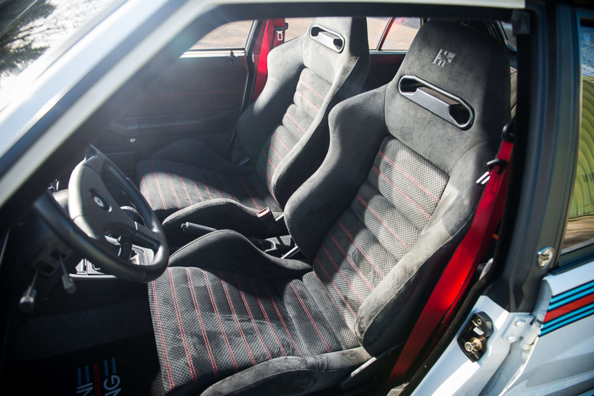 1992 Lancia Delta Integrale HF Turbo Martini 5-Auction Lot