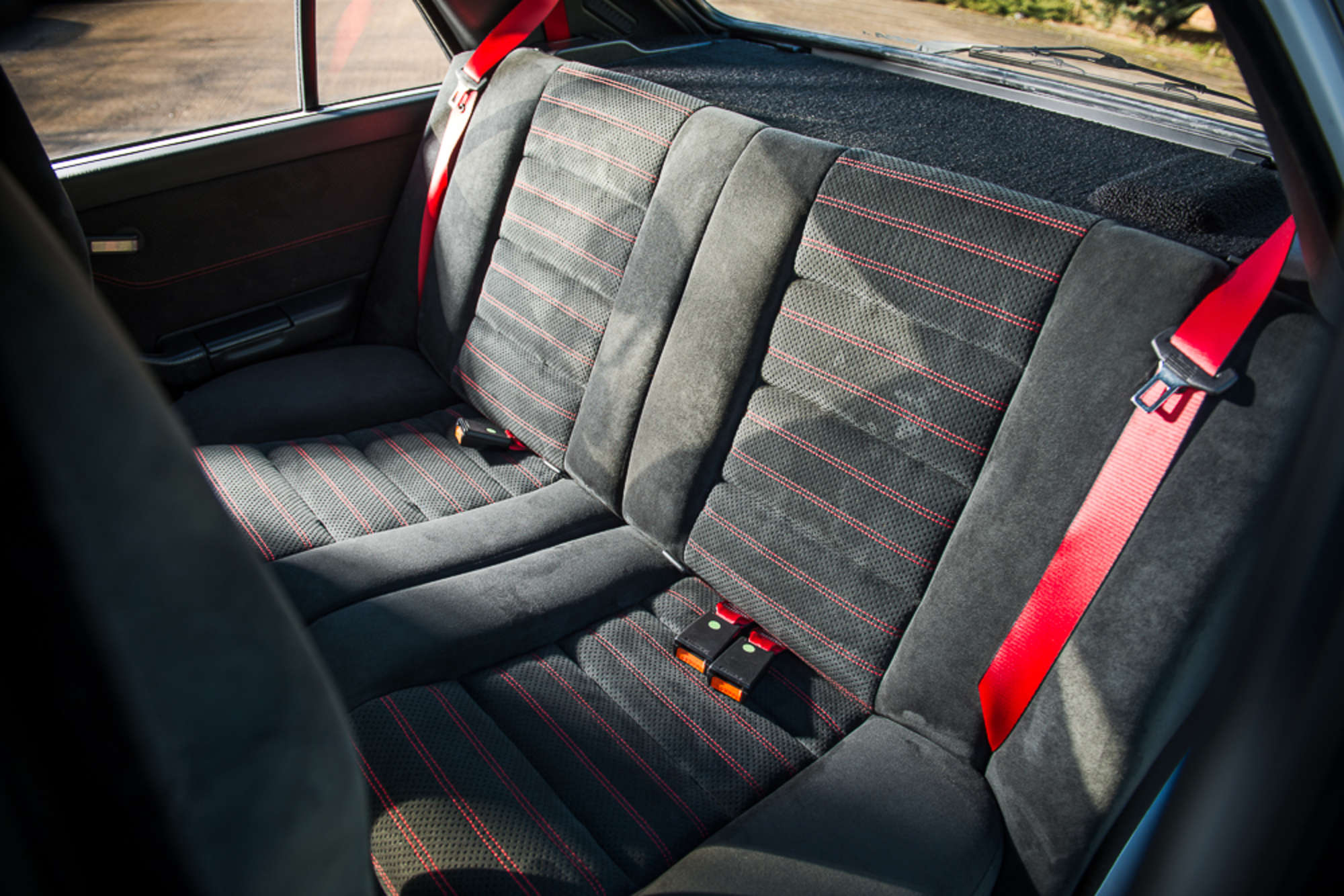 1992 Lancia Delta Integrale HF Turbo Martini 5-Auction Lot