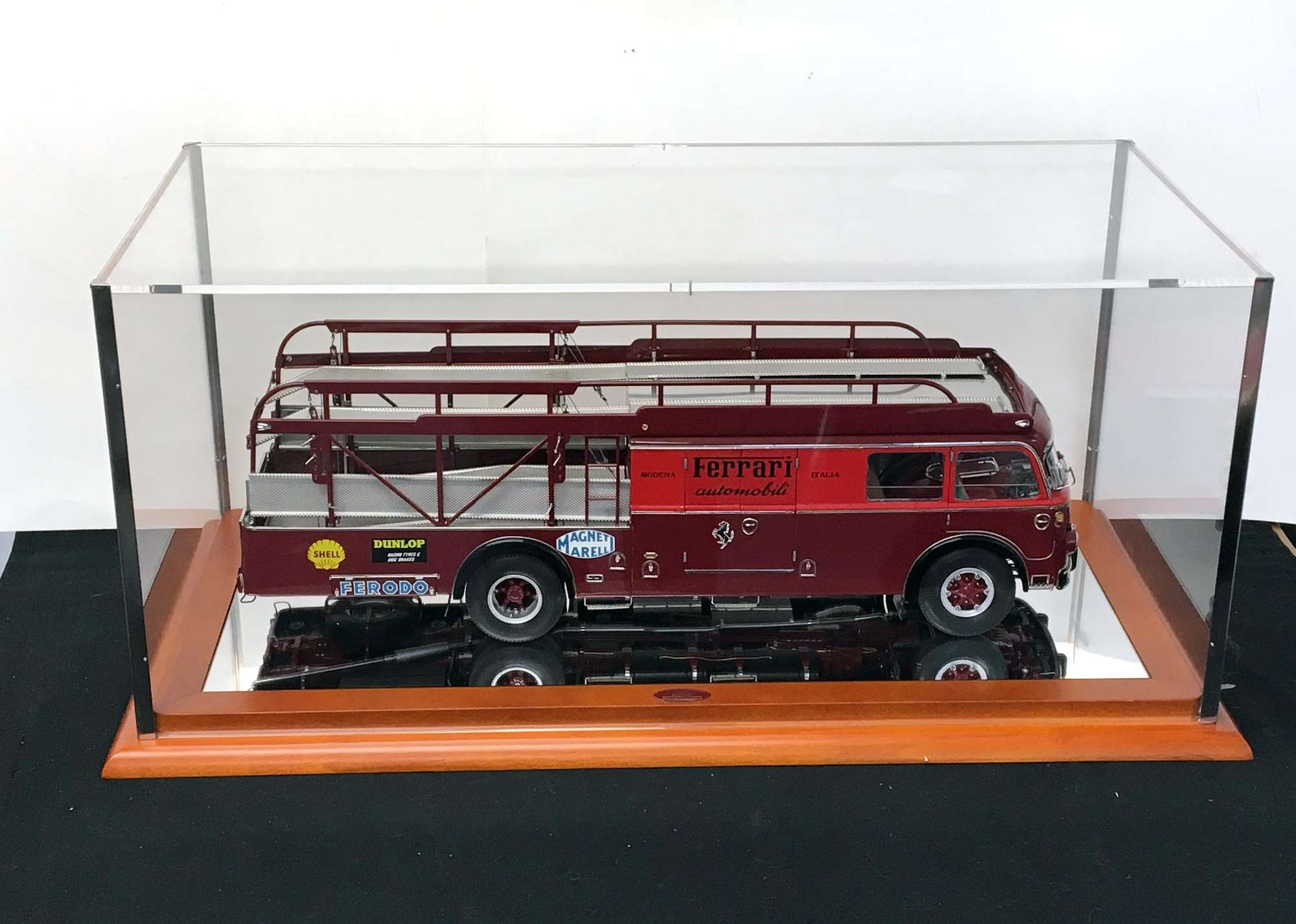 1:18 scale, CMC Ferrari race car transporter-Auction Lot