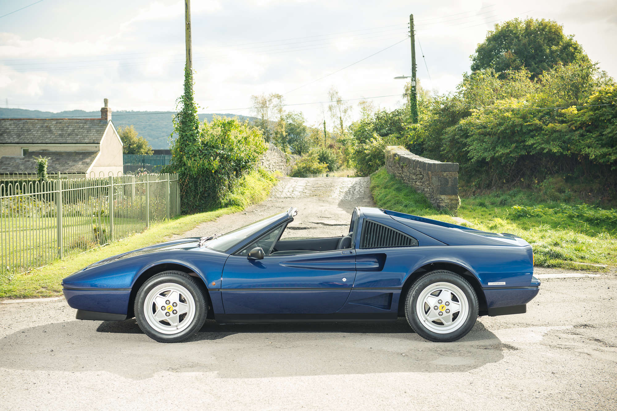 1988 Ferrari GTS Turbo-Auction Lot