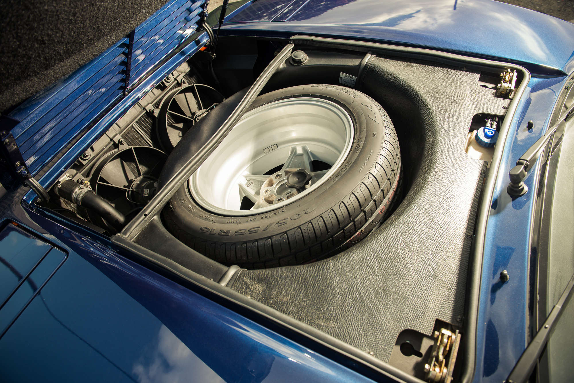 1988 Ferrari GTS Turbo-Auction Lot