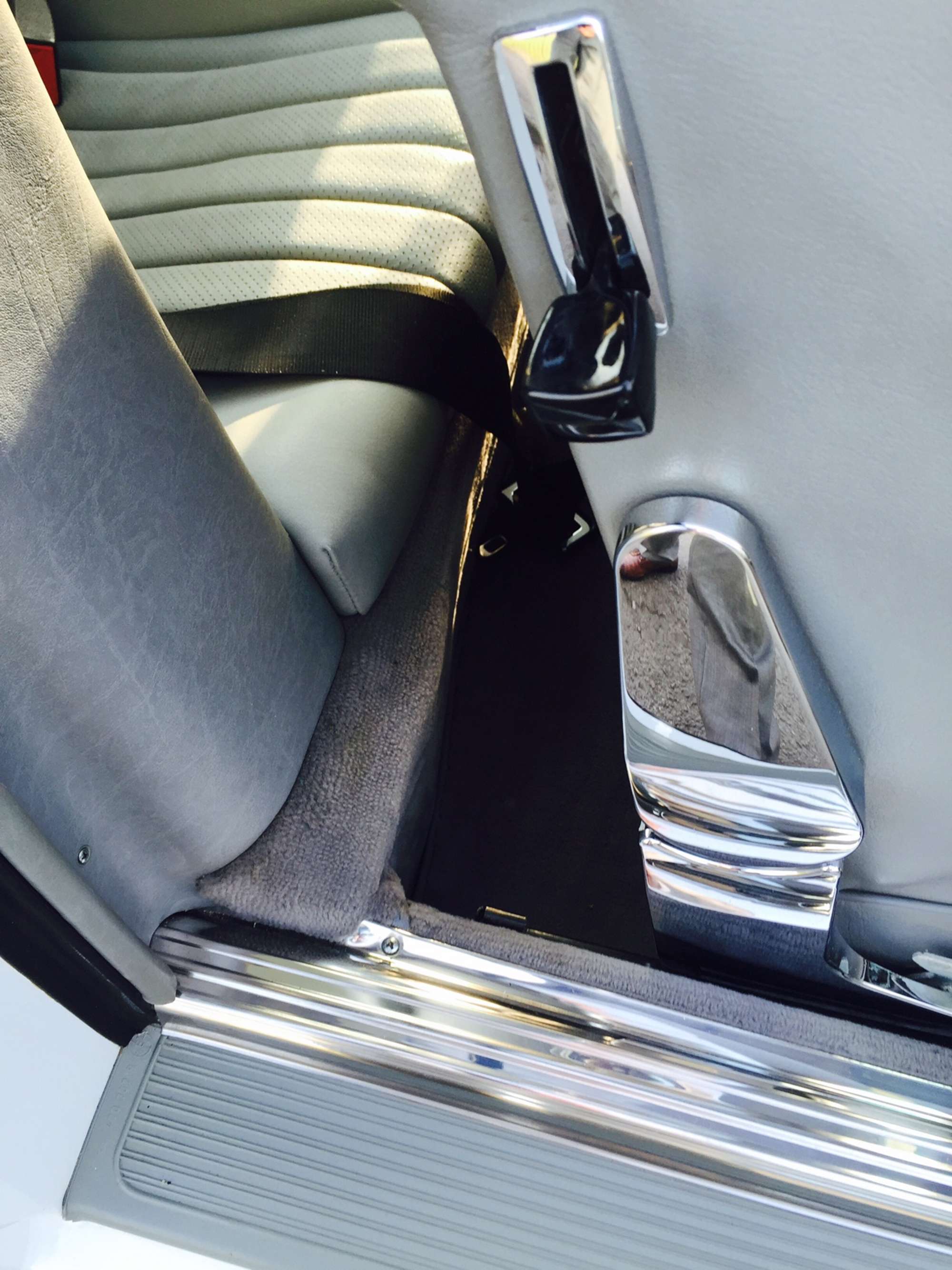 1986 Mercedes-Benz 500 SL Auto 9044 Miles from New-Sold