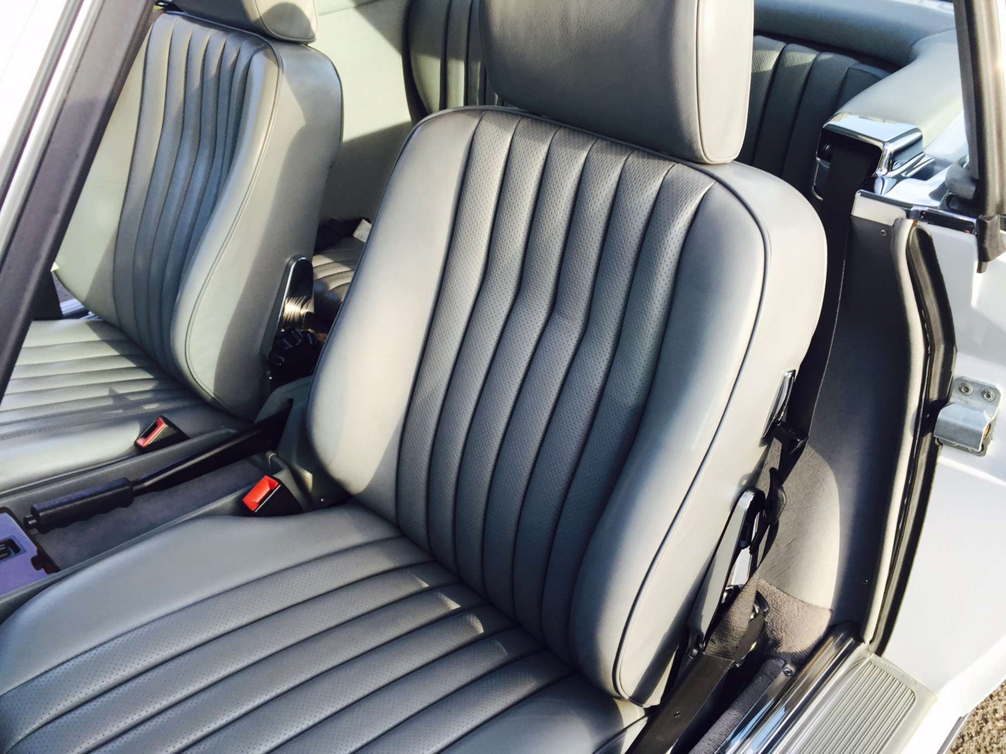 1986 Mercedes-Benz 500 SL Auto 9044 Miles from New-Sold