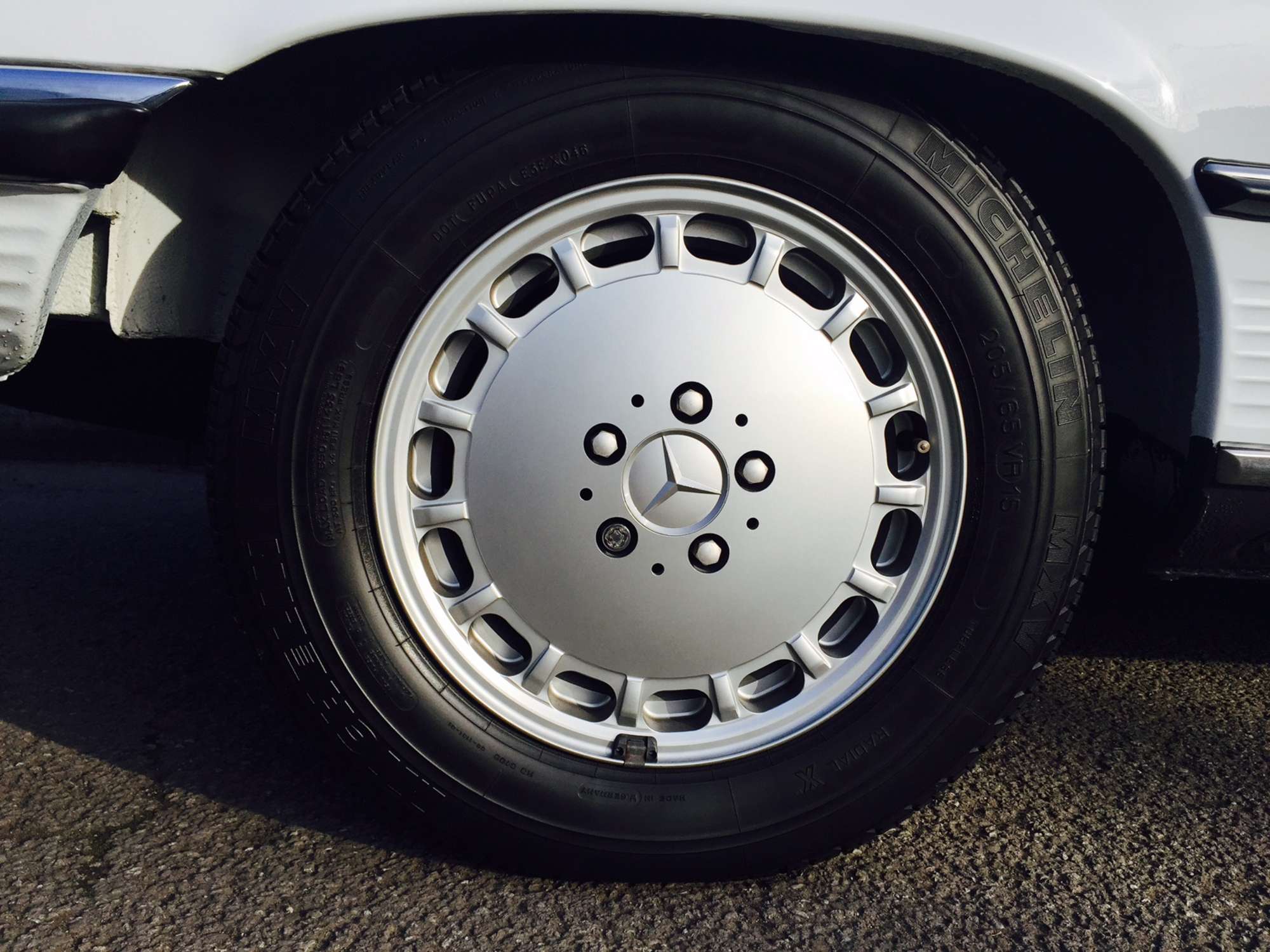 1986 Mercedes-Benz 500 SL Auto 9044 Miles from New-Sold