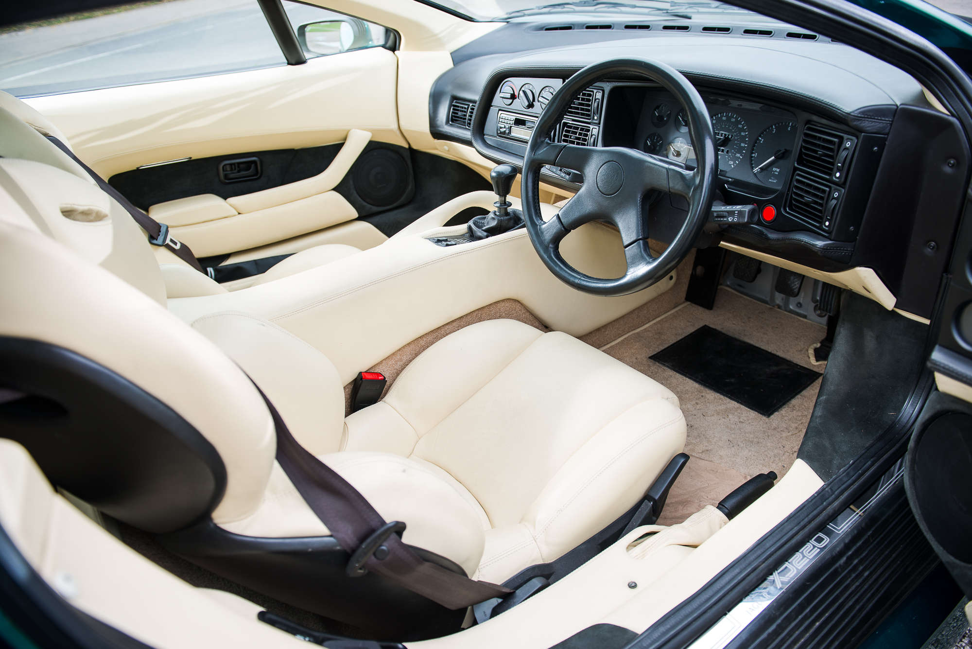 1991 Jaguar XJ220-Sold