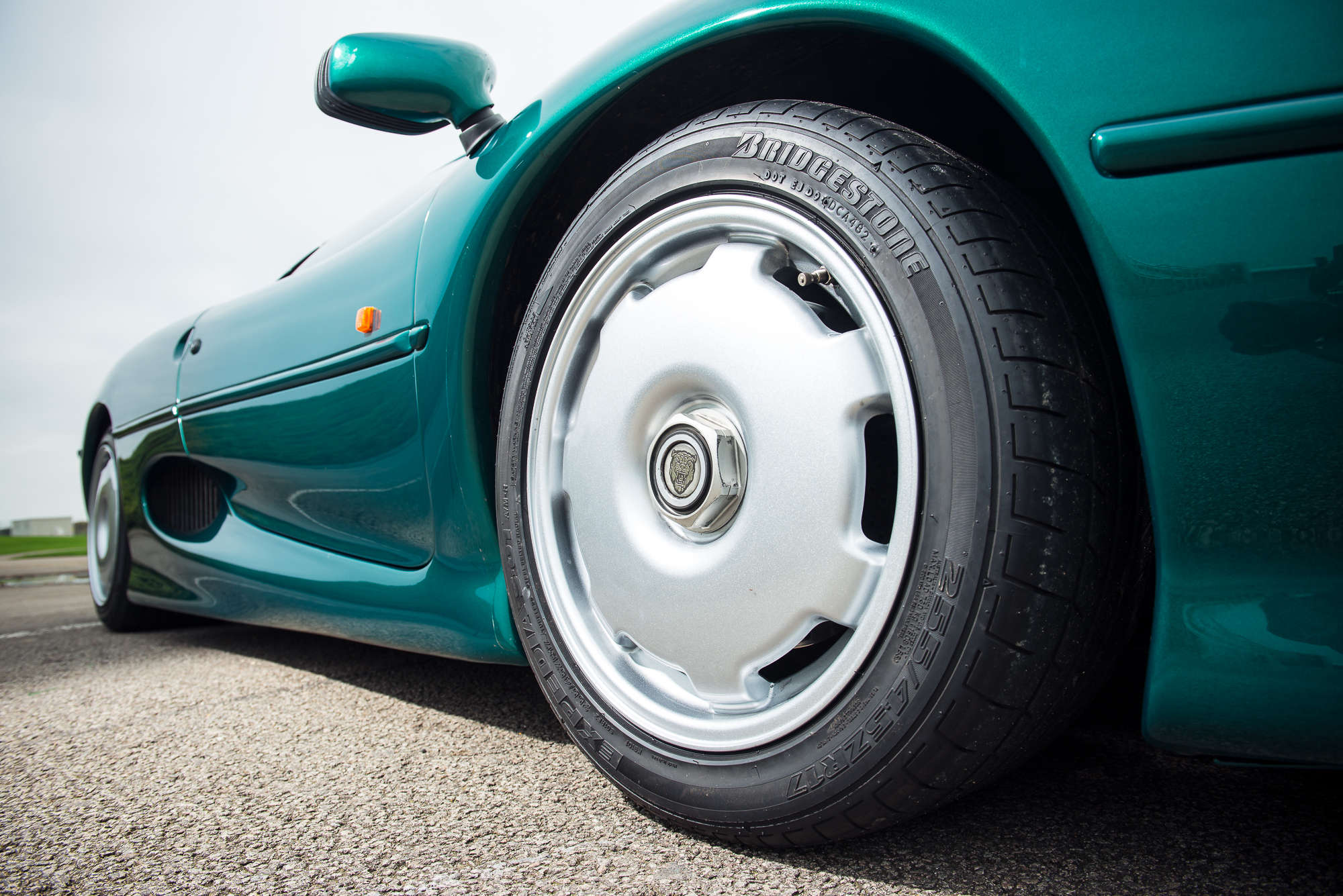 1991 Jaguar XJ220-Sold