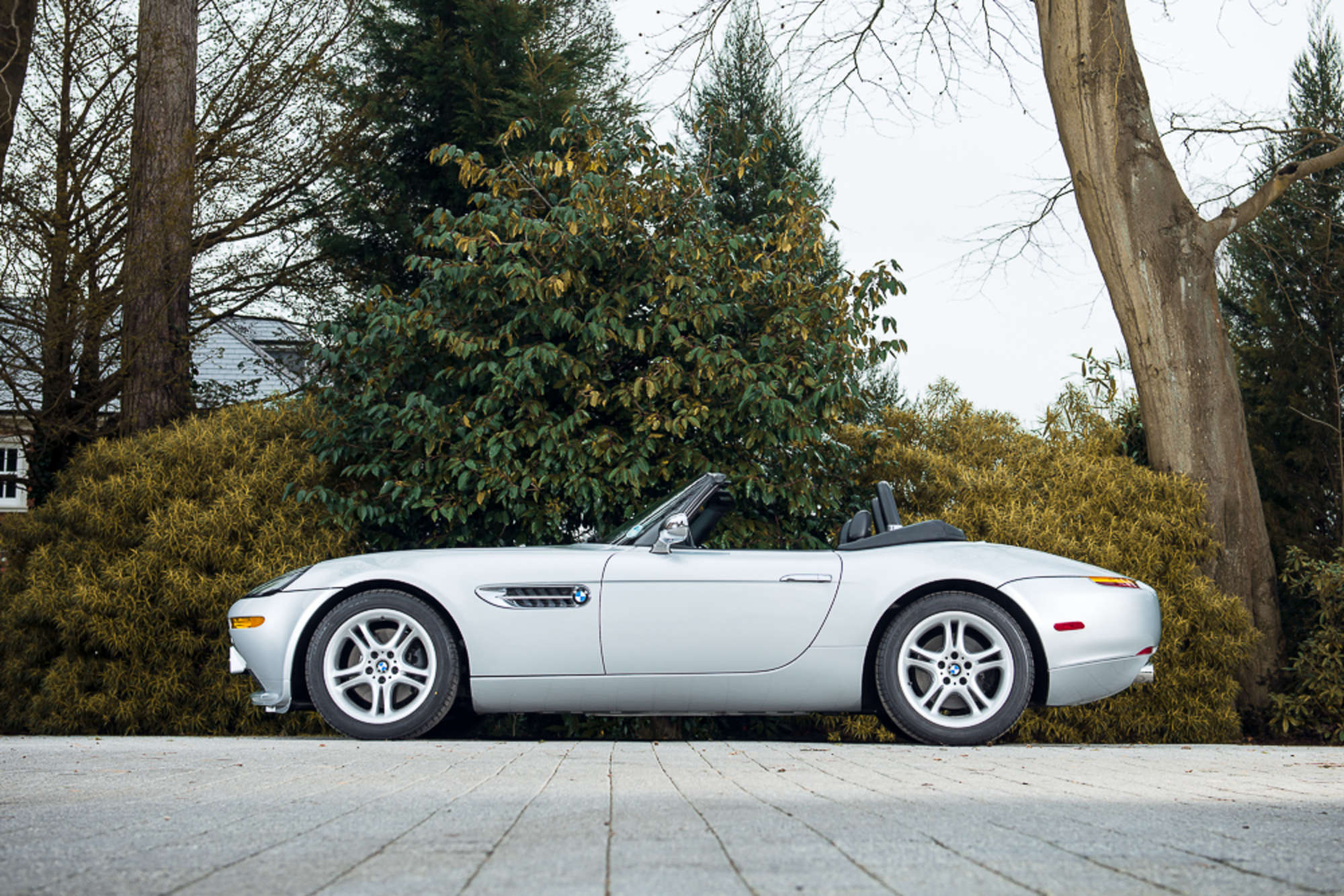 2001 BMW Z8-Sold
