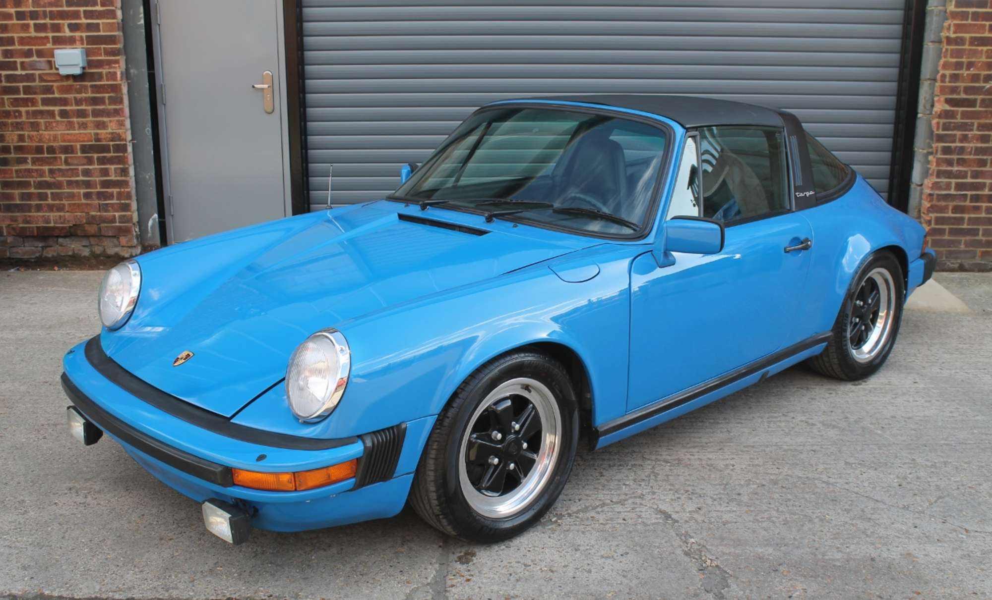 1982 Porsche 911 SC Targa-Sold
