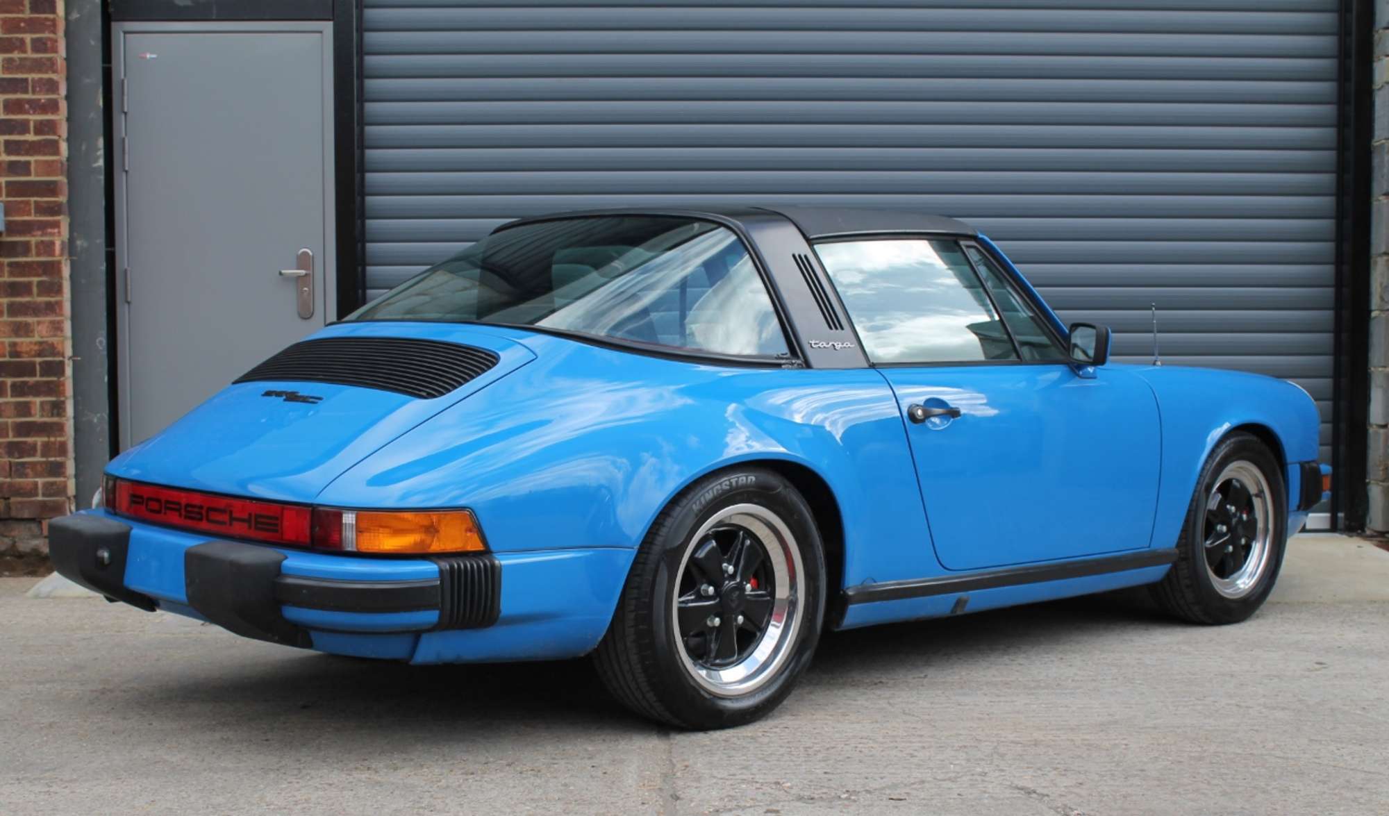 1982 Porsche 911 SC Targa-Sold