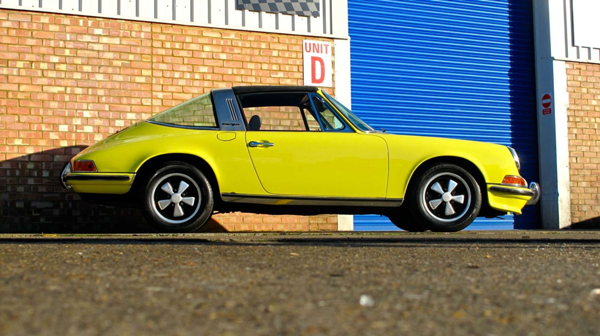 1972 Porsche 911 T Targa-Sold