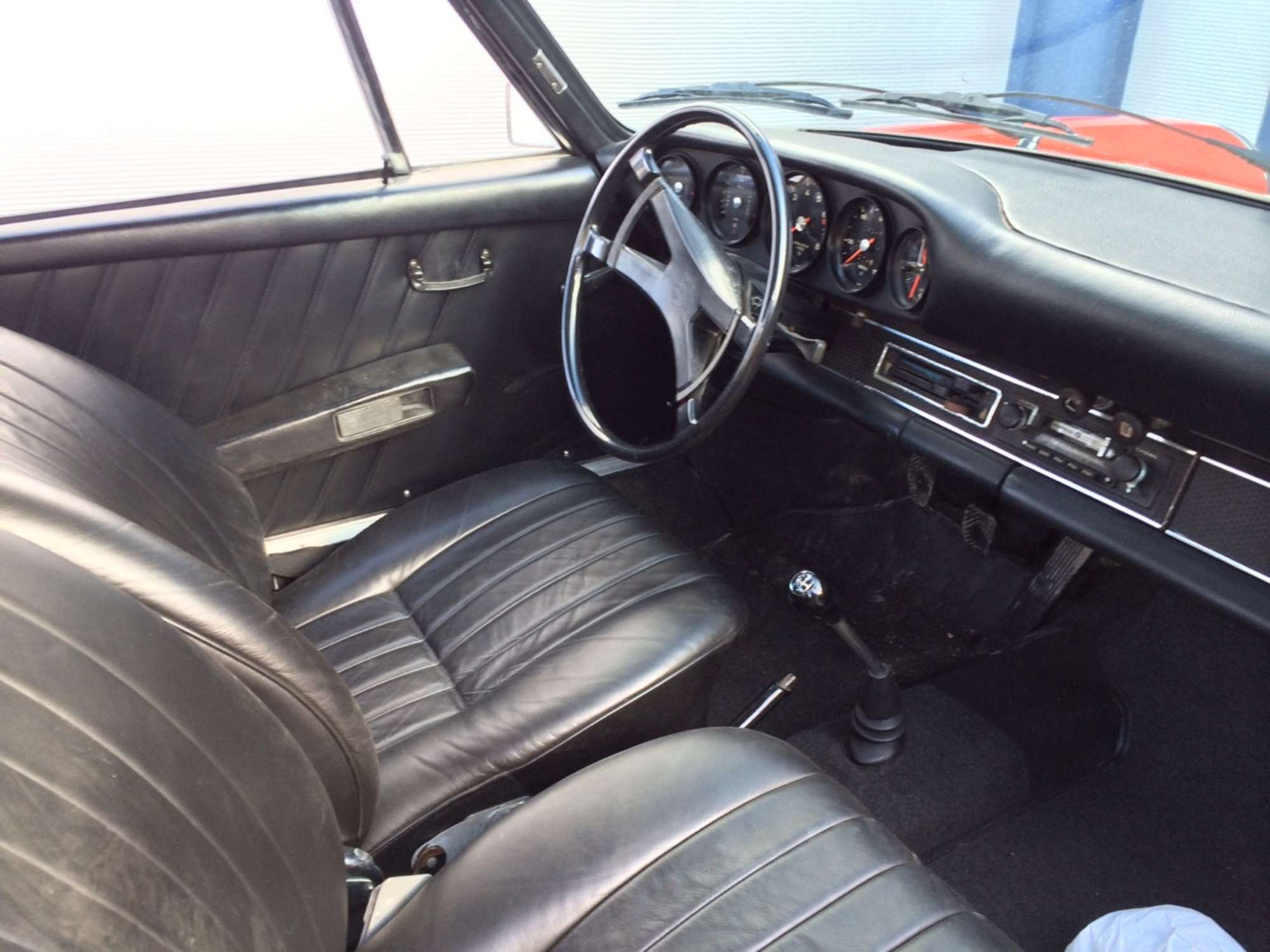 1970 Porsche 911 T Coupe-Sold