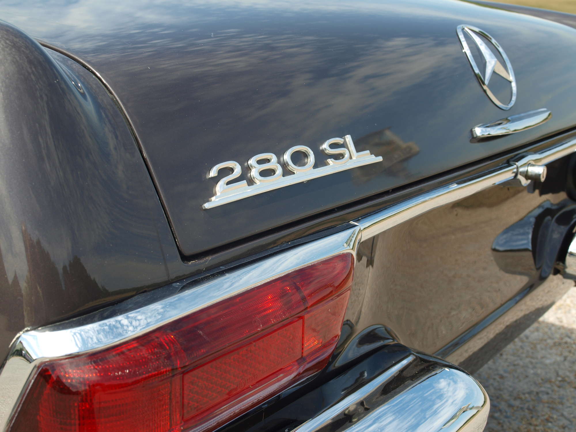 1968 Mercedes-Benz 280SL-Auction Lot