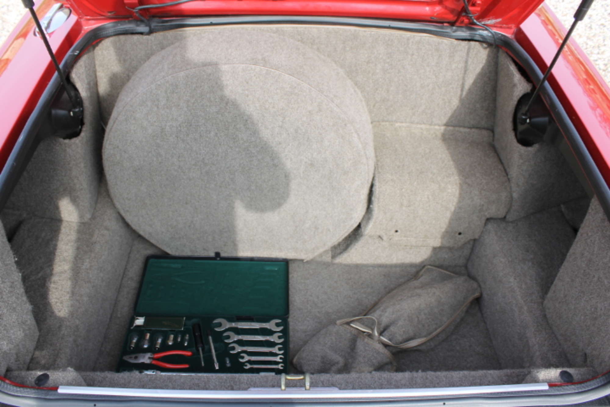 1991 Jaguar XJS V12 Convertible-Auction Lot