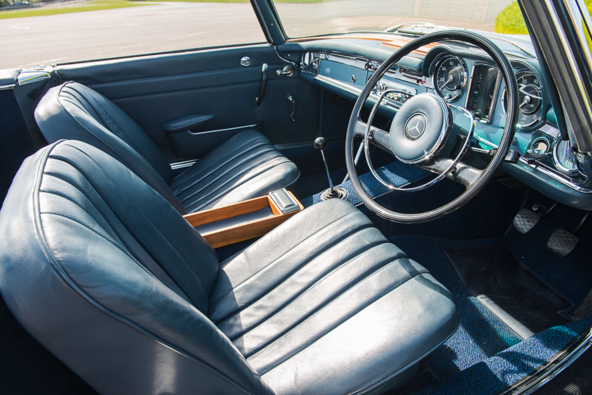 1963 Mercedes-Benz 230 SL Pagoda-Sold