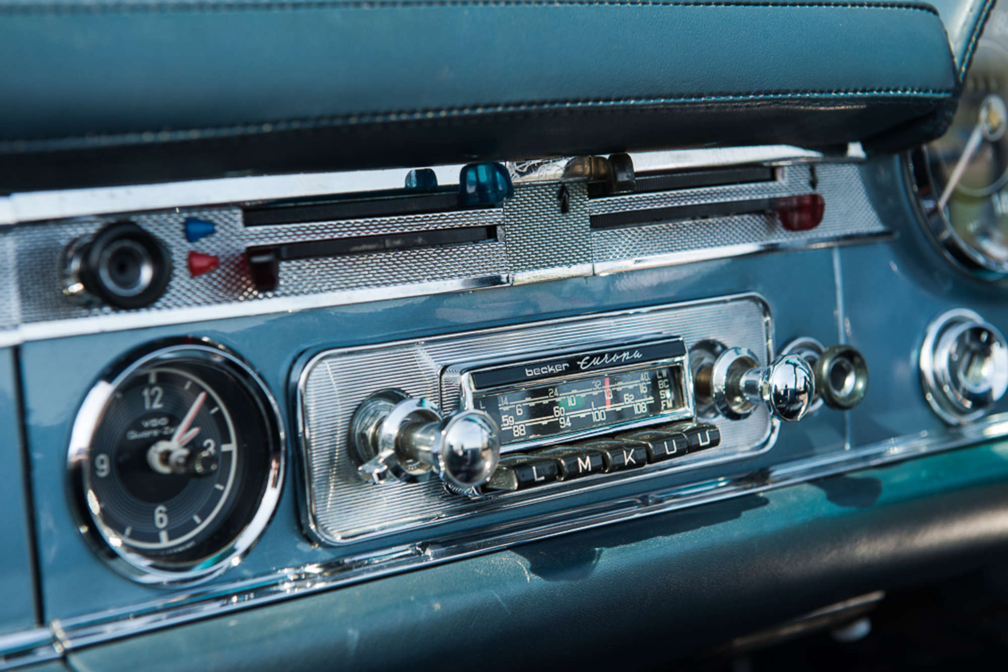 1963 Mercedes-Benz 230 SL Pagoda-Sold