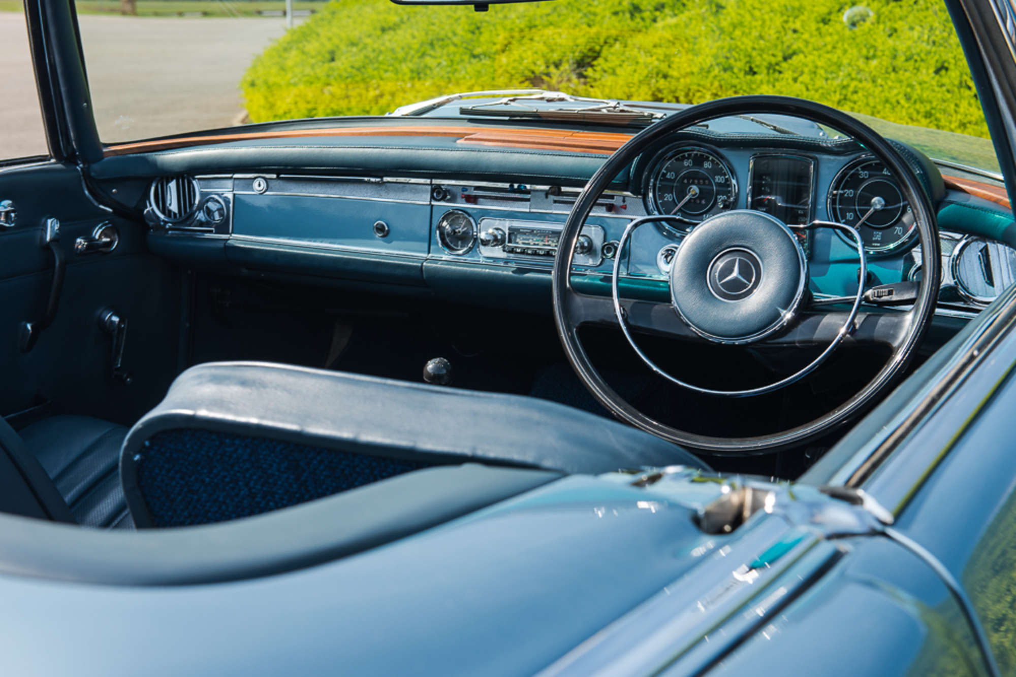 1963 Mercedes-Benz 230 SL Pagoda-Sold