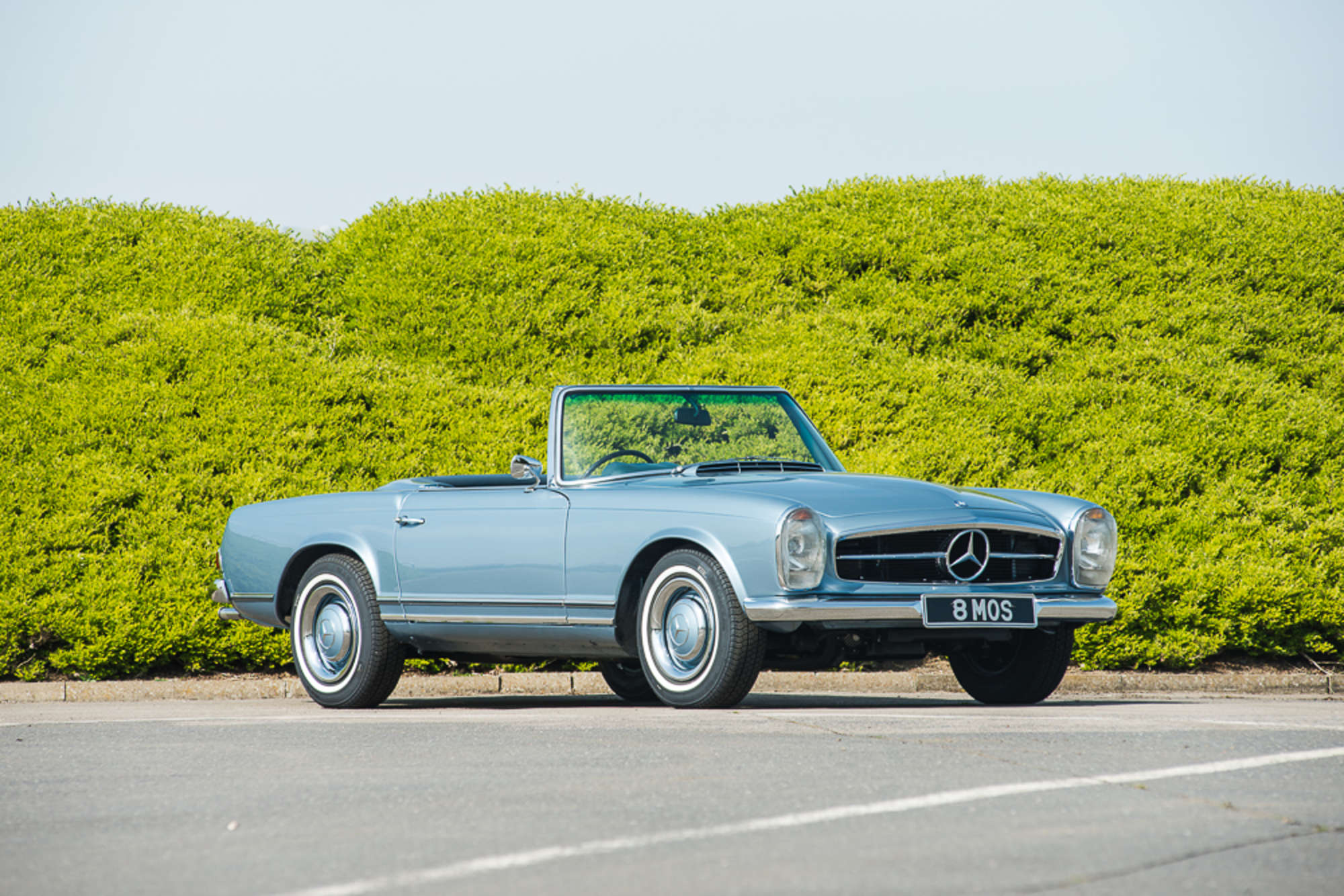 1963 Mercedes-Benz 230 SL Pagoda-Sold