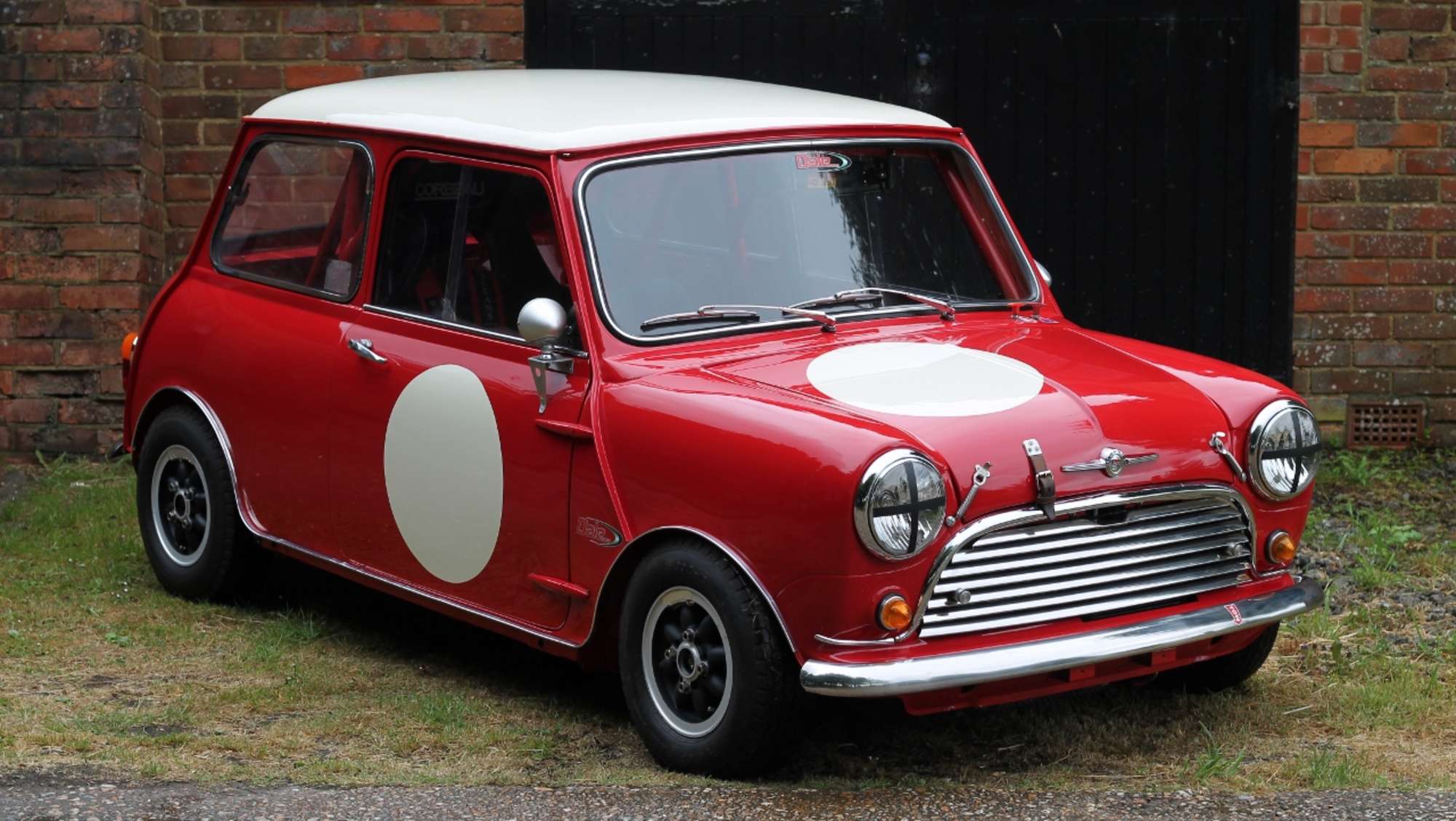 1965 Morris Mini Cooper S FIA Historic Race Car-Auction Lot