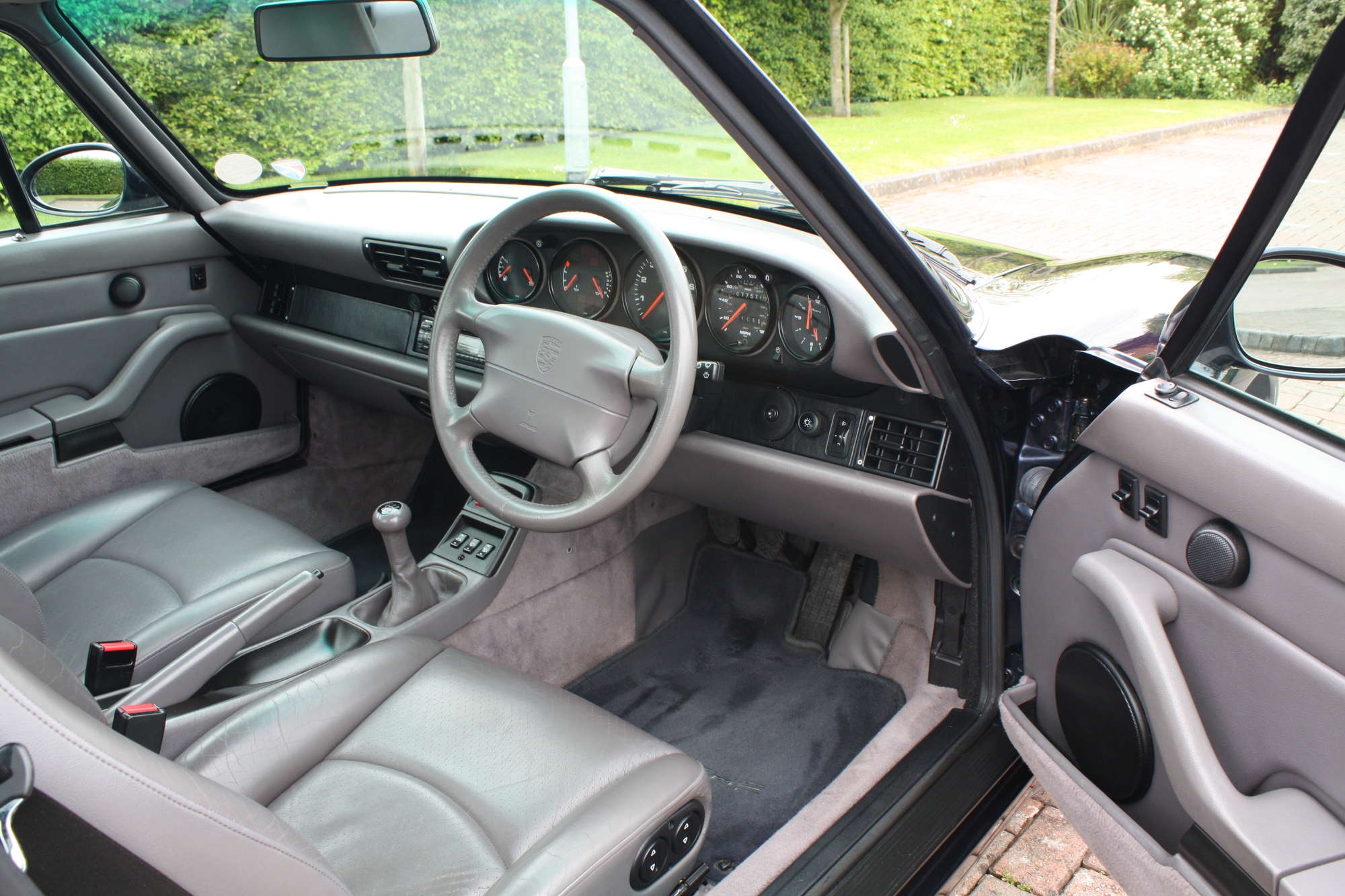 1995 Porsche 911 993 Coupe-Sold