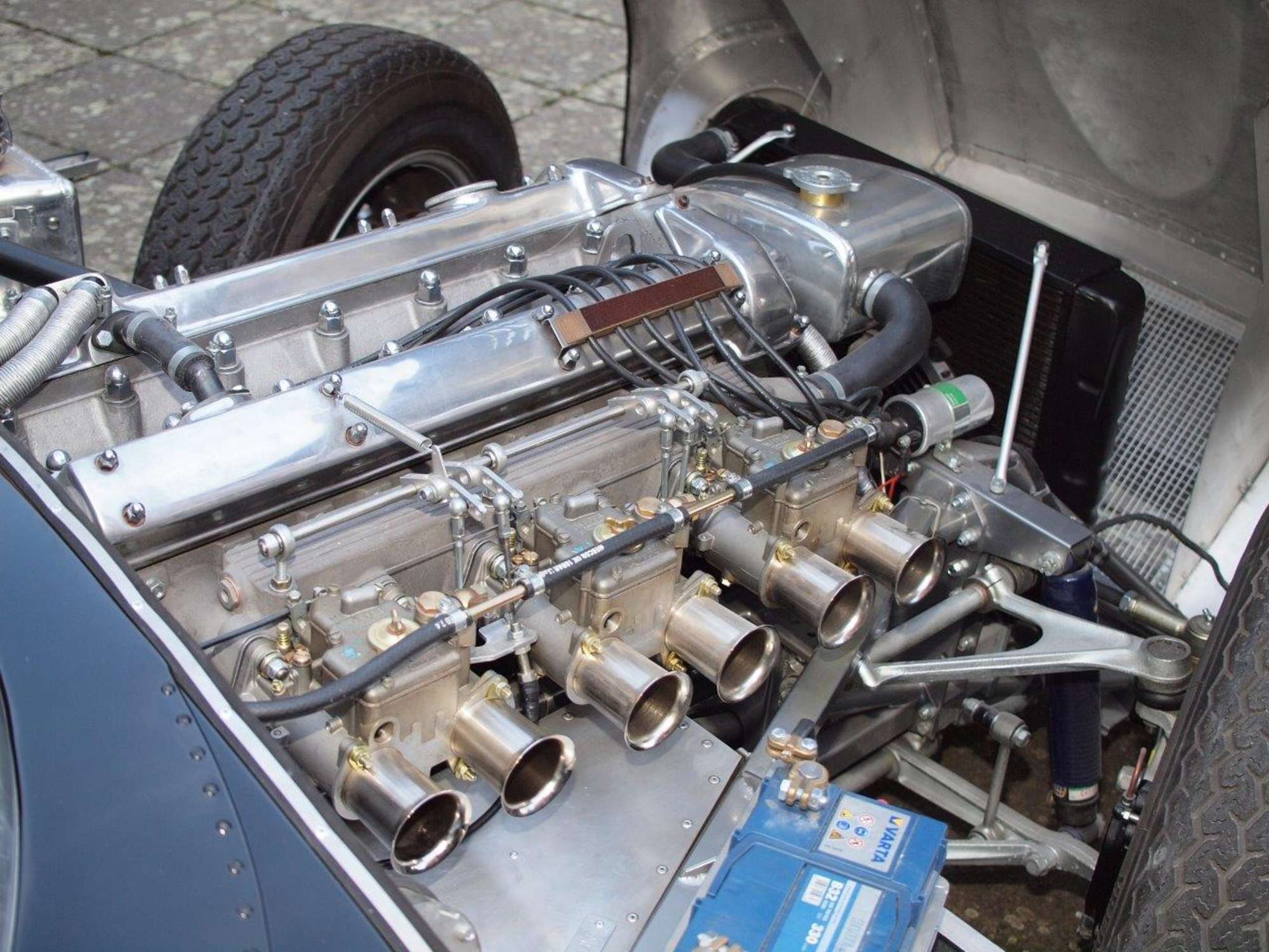 1969 Lynx-Jaguar XKSS-Auction Lot