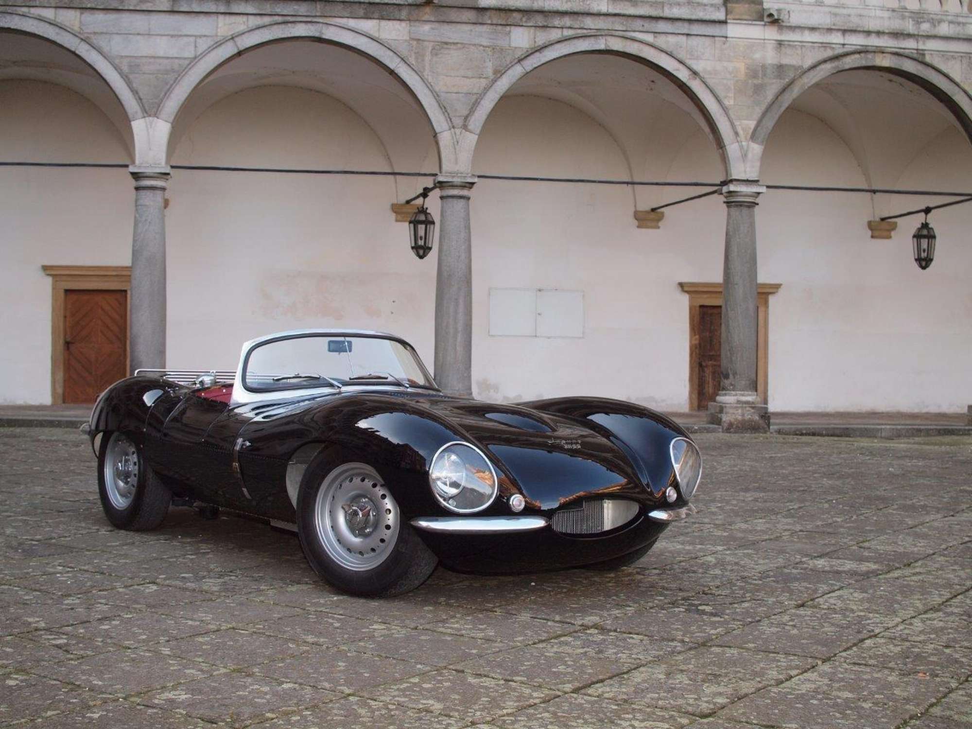 1969 Lynx-Jaguar XKSS-Auction Lot