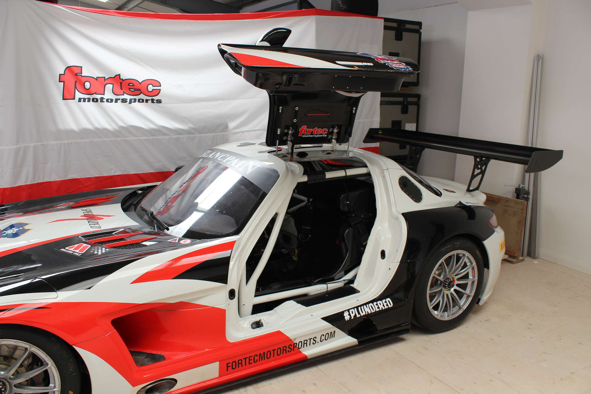 2013 Mercedes-Benz SLS AMG GT3-Auction Lot