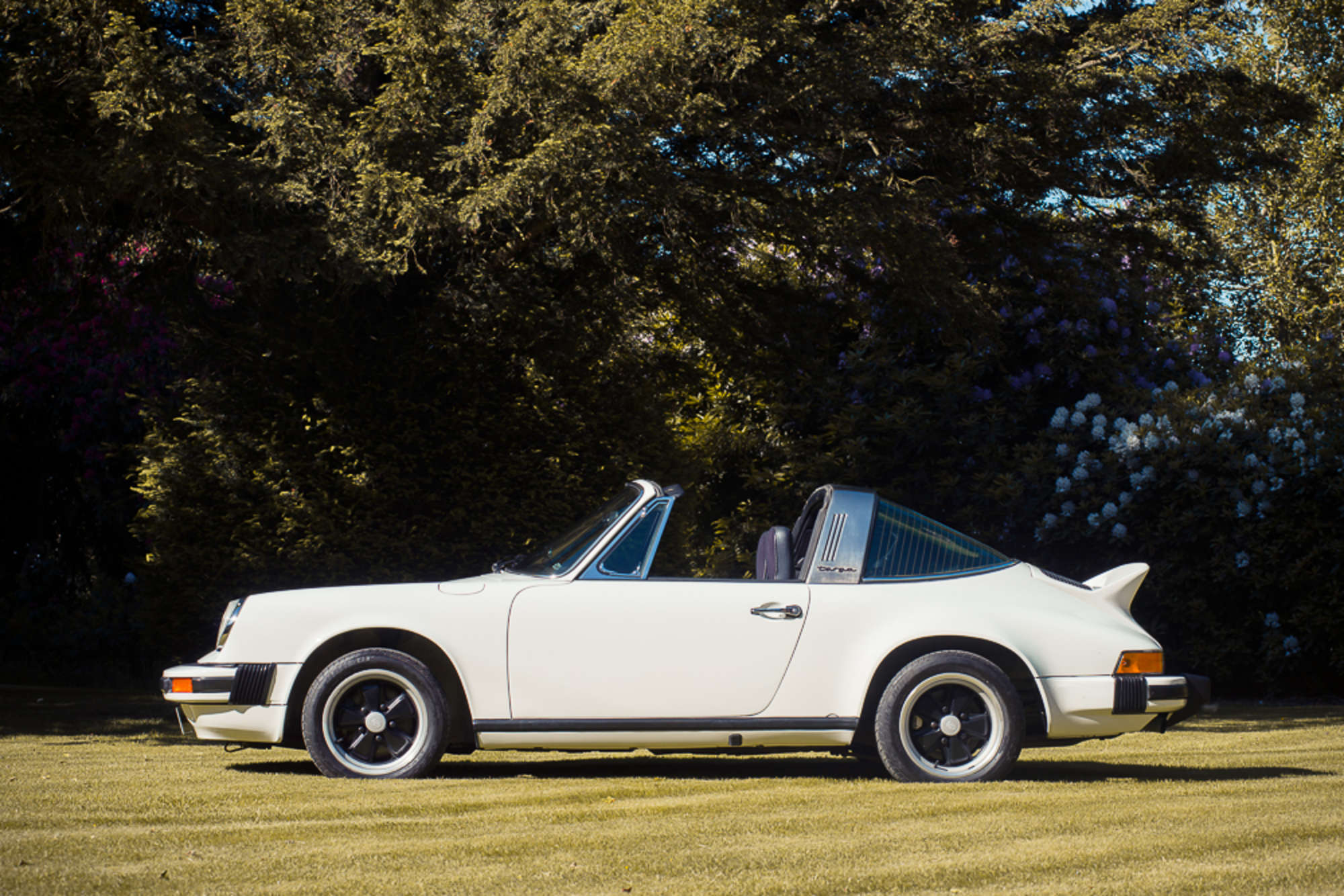 1974 Porsche 911 Carrera 2.7 MFi Targa-Sold