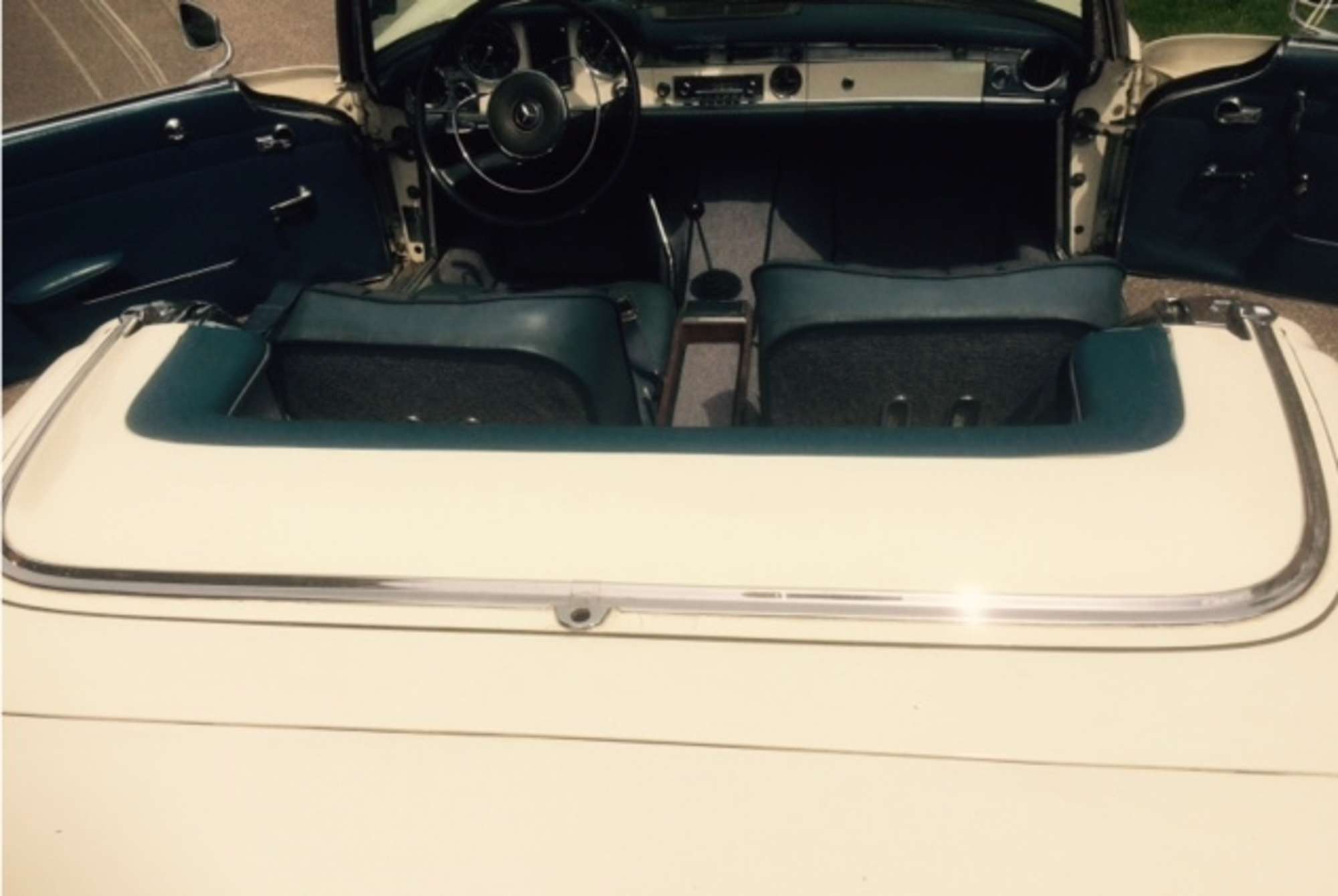 1967 Mercedes 250SL Pagoda-Sold