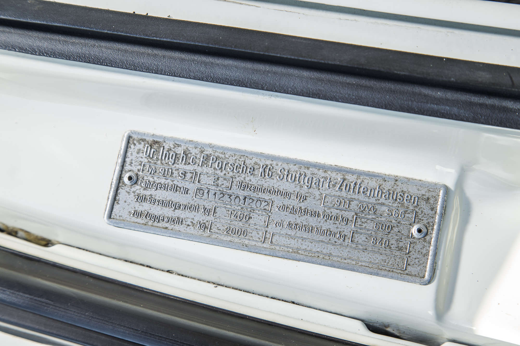 1972 Porsche 911 2.4S Coupe-Sold