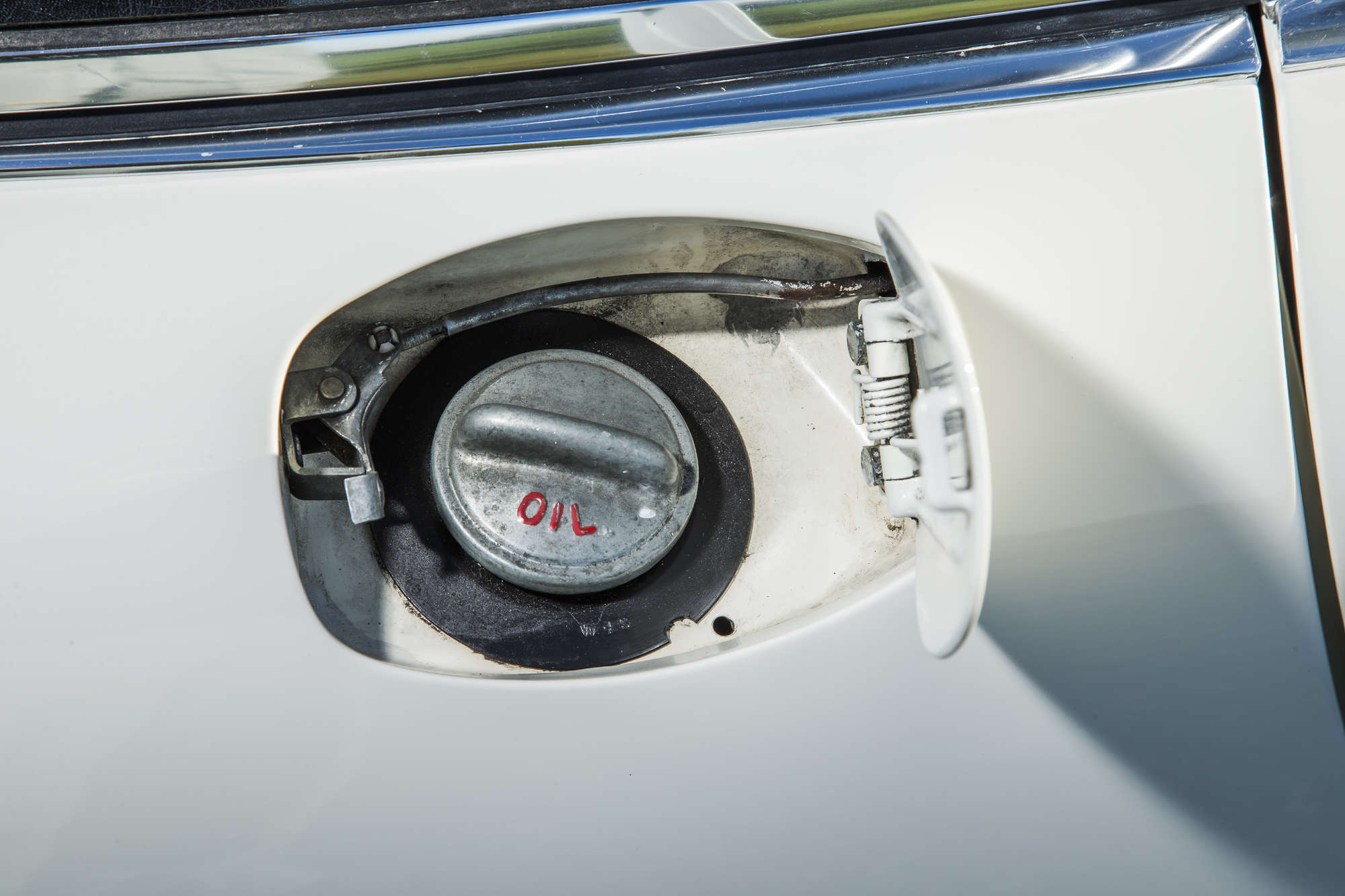 1972 Porsche 911 2.4S Coupe-Sold