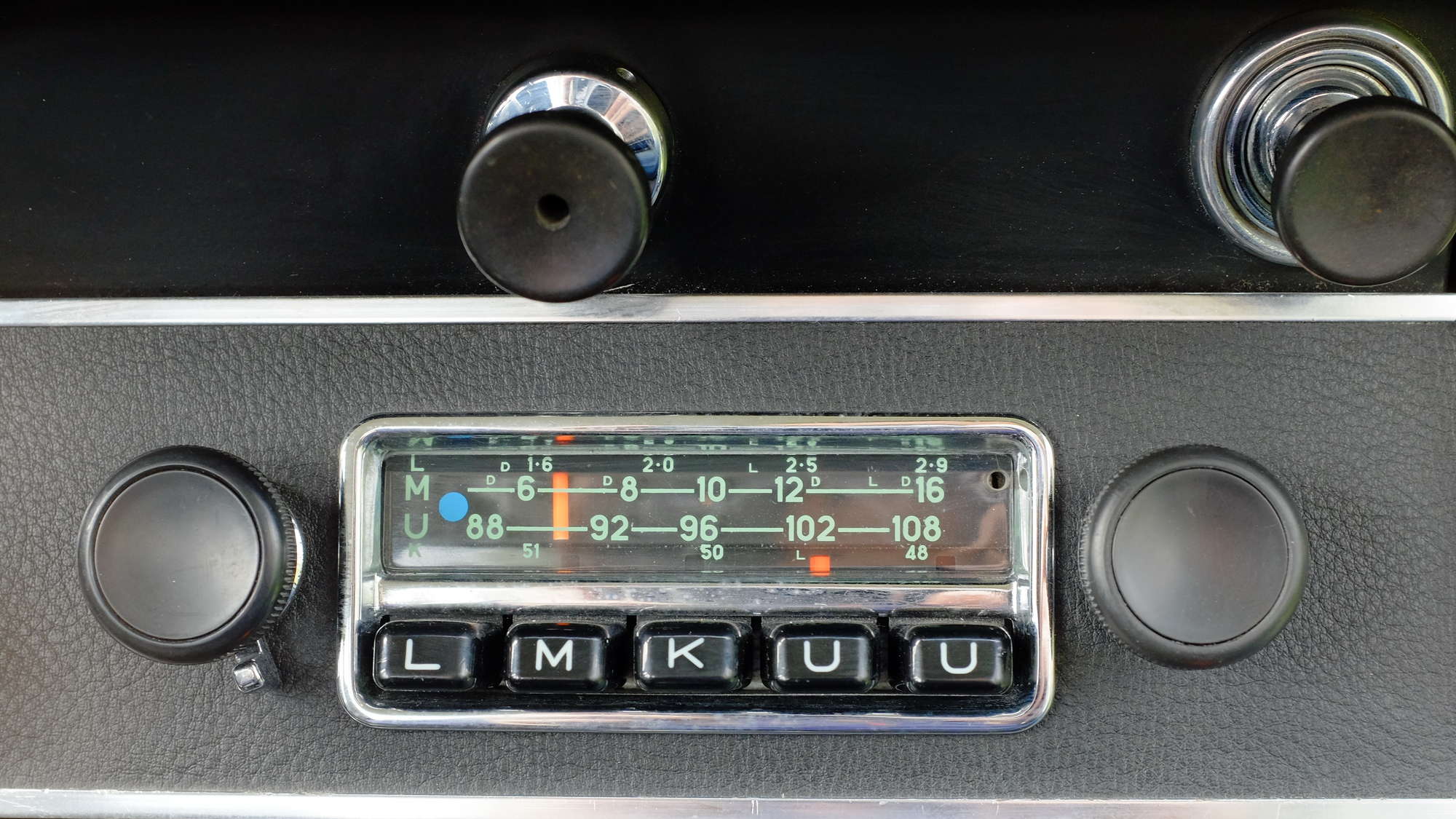 1972 Porsche 911 2.4S Coupe-Sold