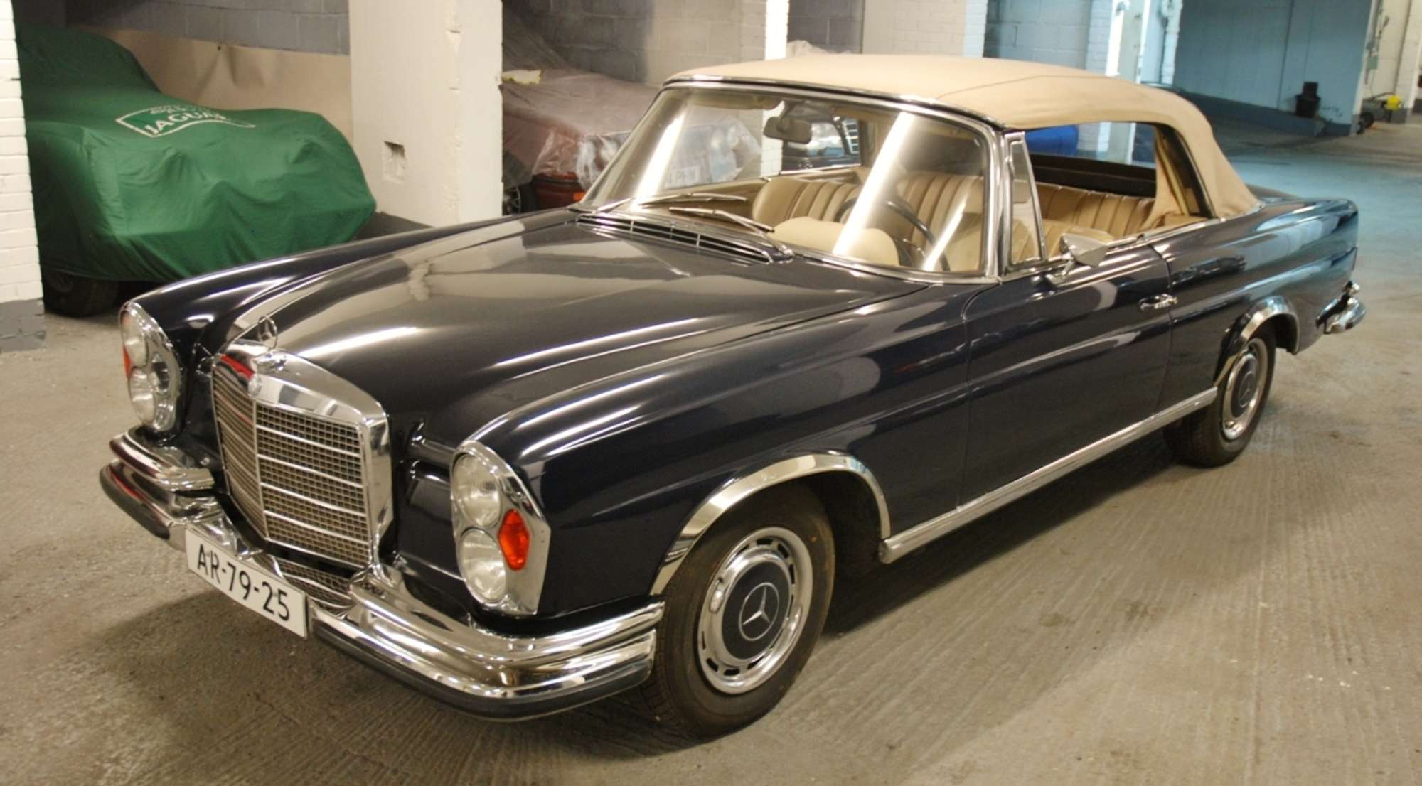 1971 Mercedes-Benz 280SE 3.5 Cabriolet-Sold