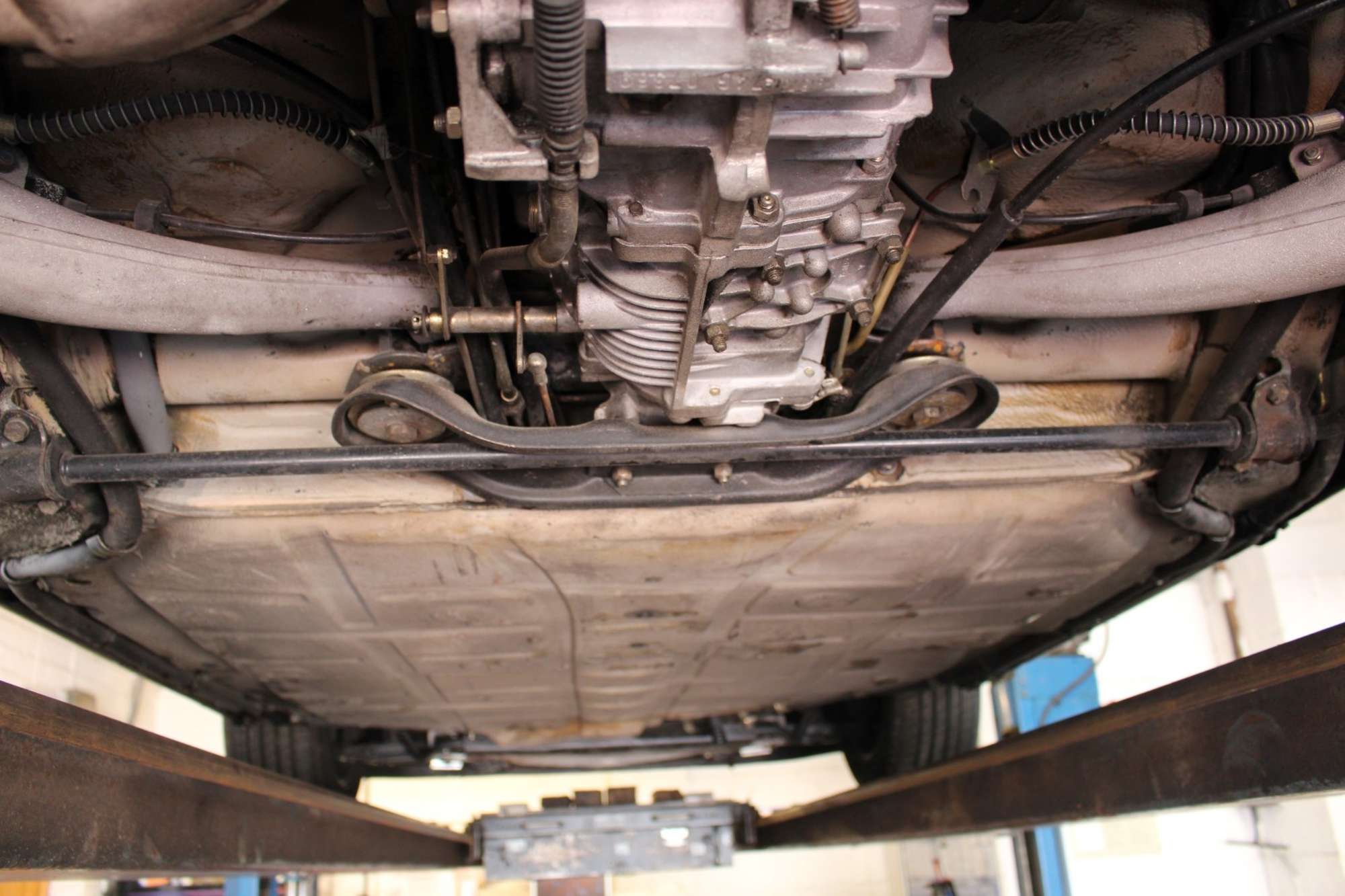 1985 Porsche 911 Carrera 3.2-Sold