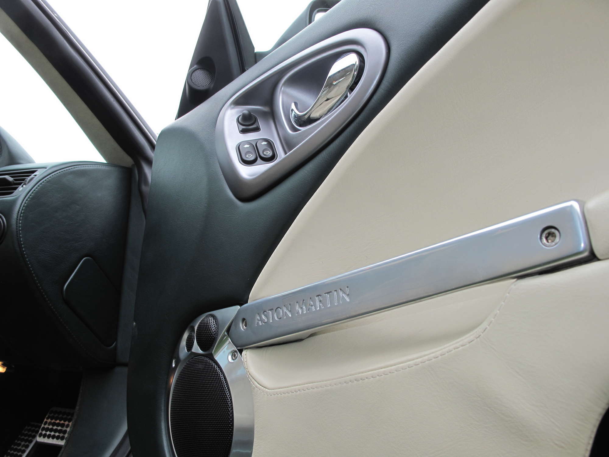 2003 Aston Martin Vanquish-Sold