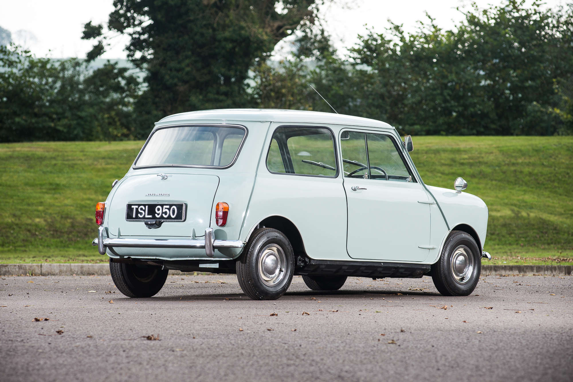 1962 Morris Mini Minor Saloon-Auction Lot