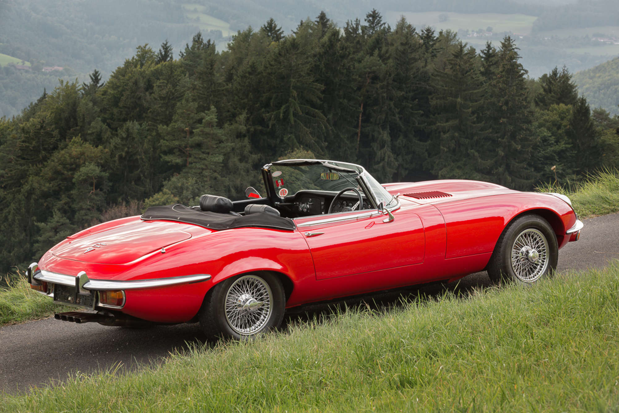 1972 Jaguar E-type Series 3 V12 Roadster-Sold