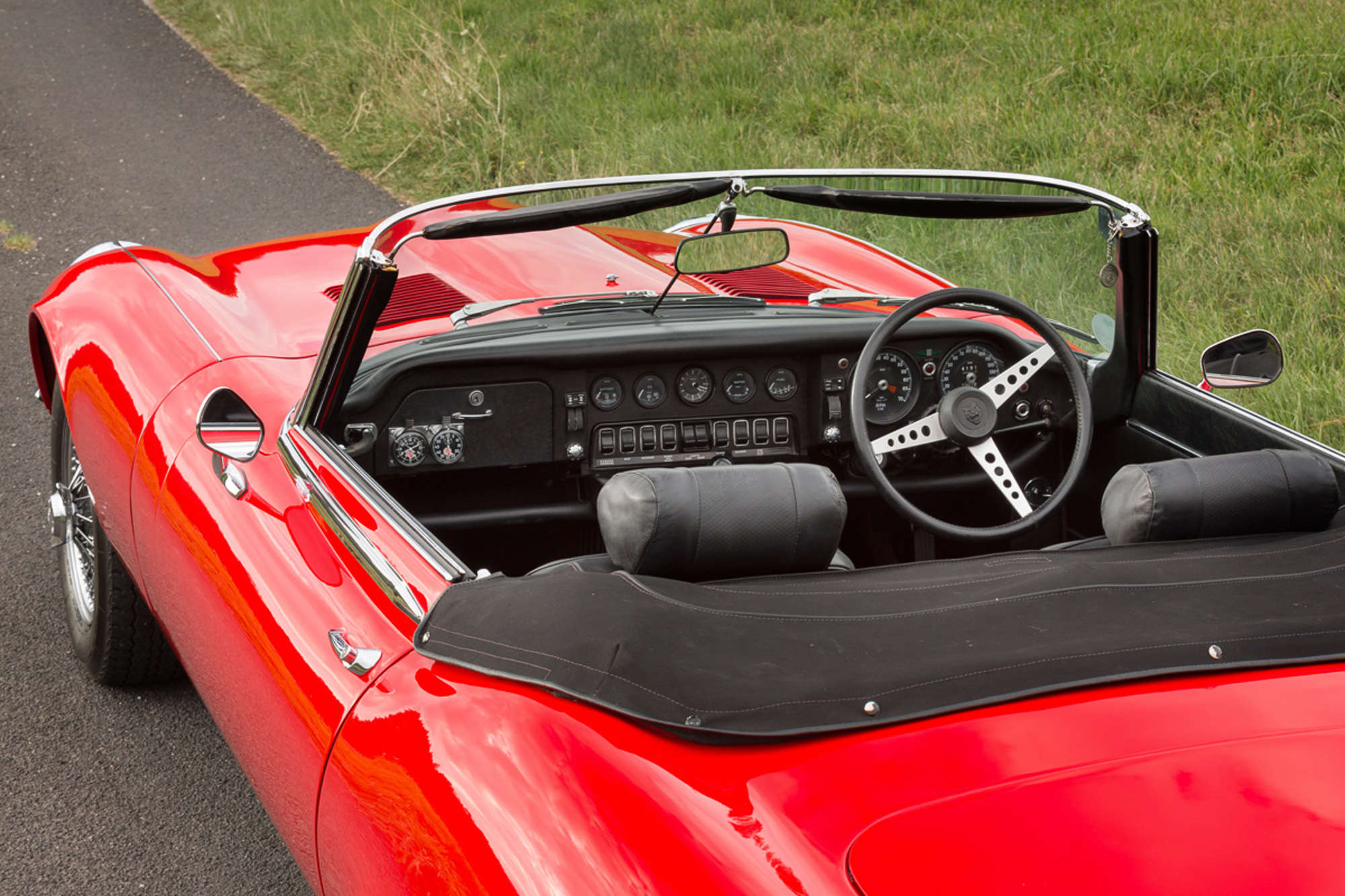 1972 Jaguar E-type Series 3 V12 Roadster-Sold