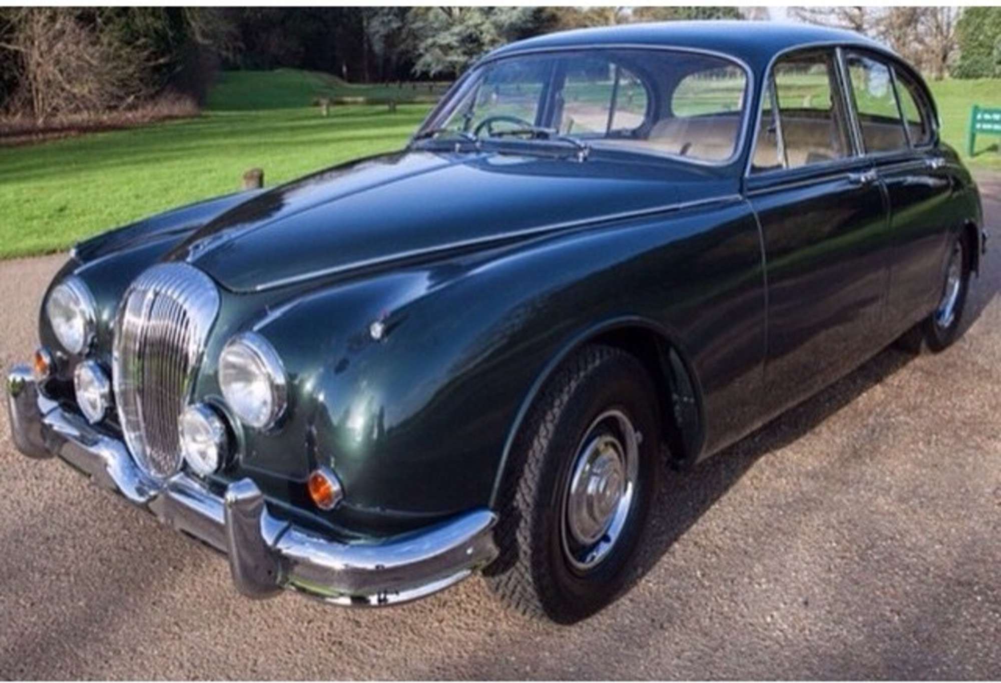 1963 Daimler 2.5 V8-Auction Lot