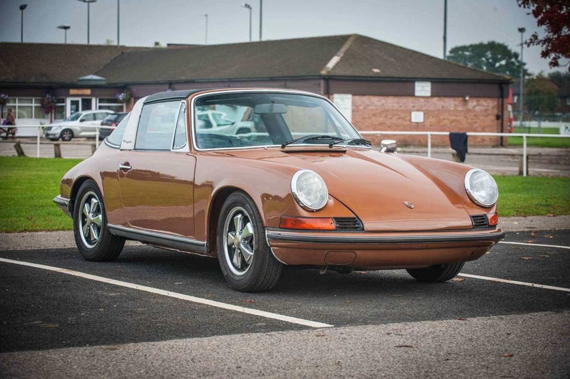 1973 Porsche 911 T Targa 2.4-Sold