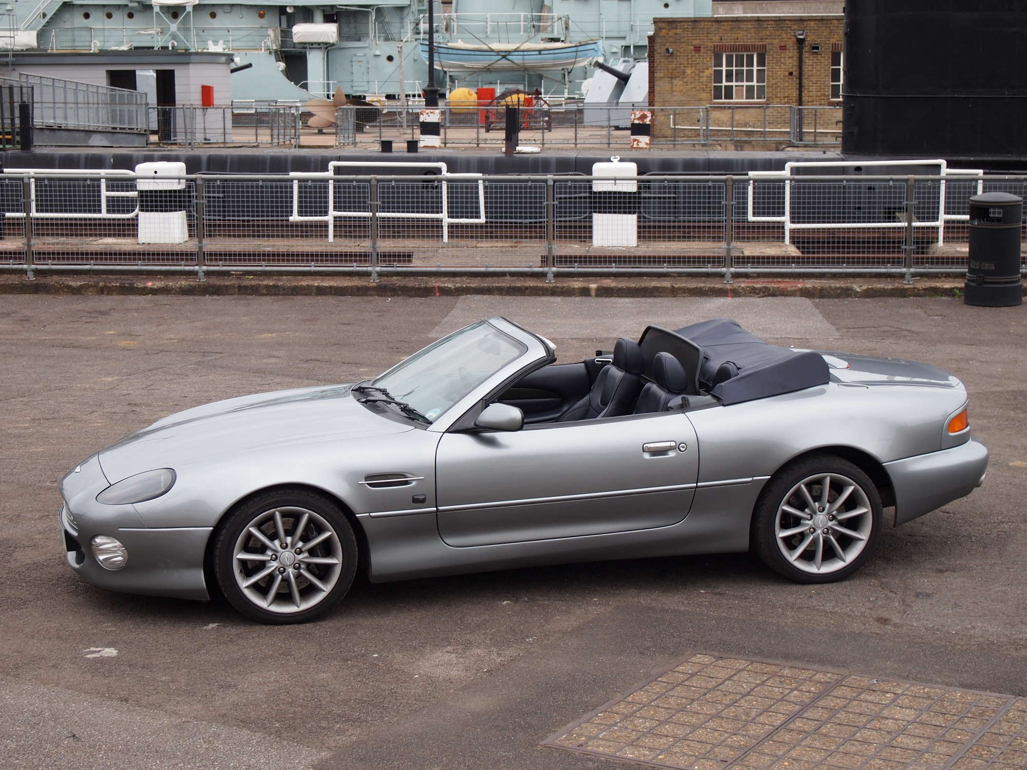 2002 Aston Martin DB7 Vantage Volante-Sold