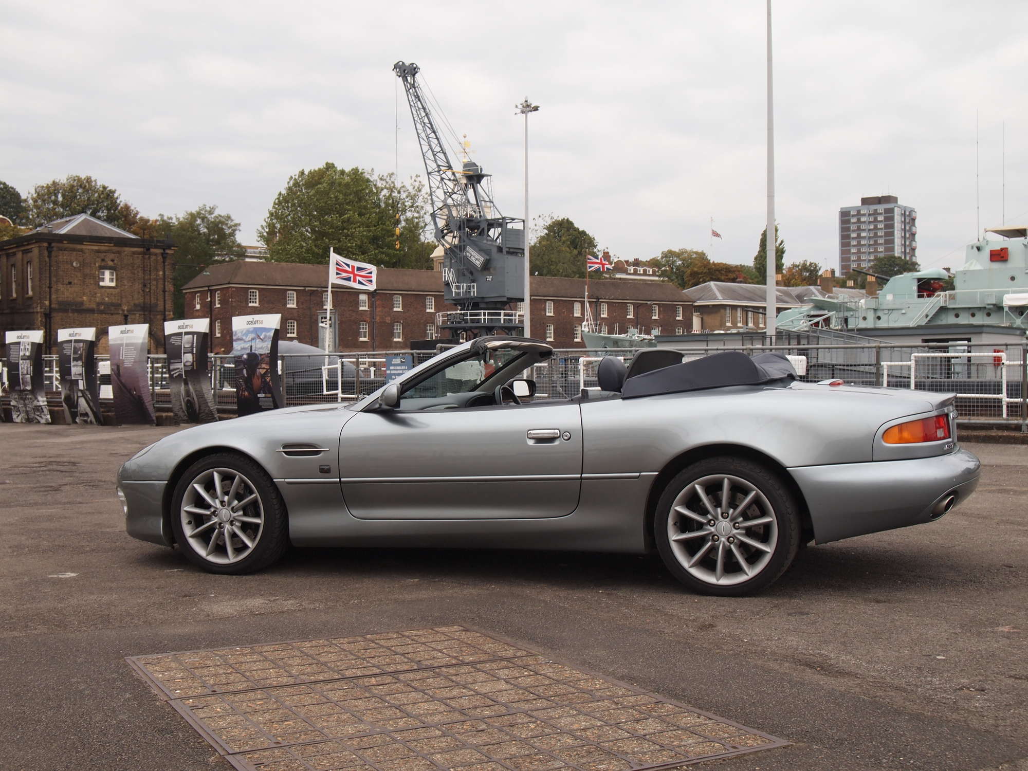 2002 Aston Martin DB7 Vantage Volante-Sold